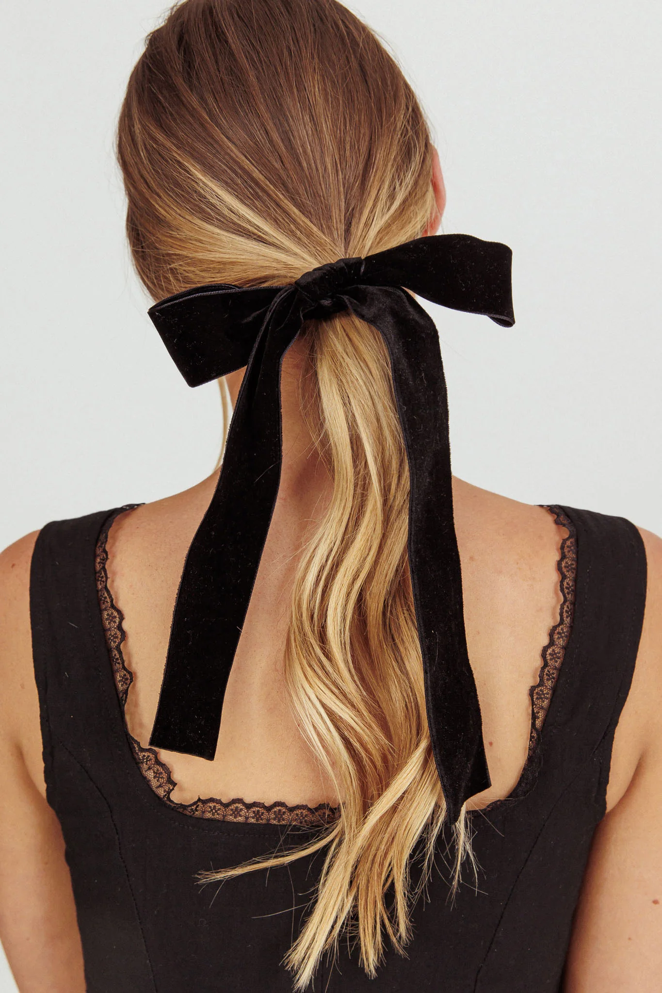 Marabell Bow Hairband Black - Image 2
