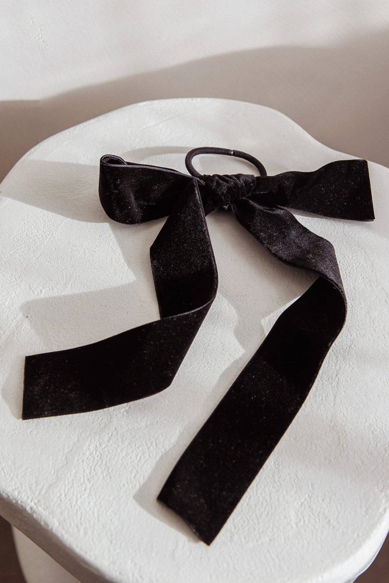 Marabell Bow Hairband Black - Image 3
