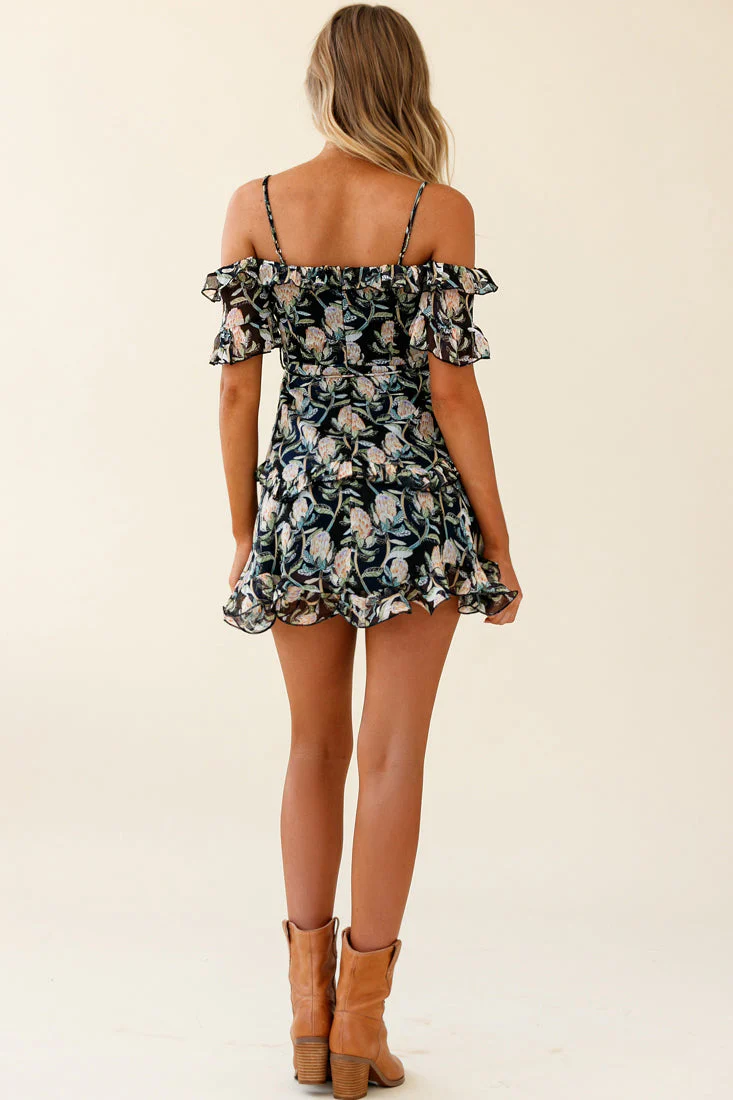 Maranda Bardot Lace-Up Bust Dress Banksia Print Navy - Image 3