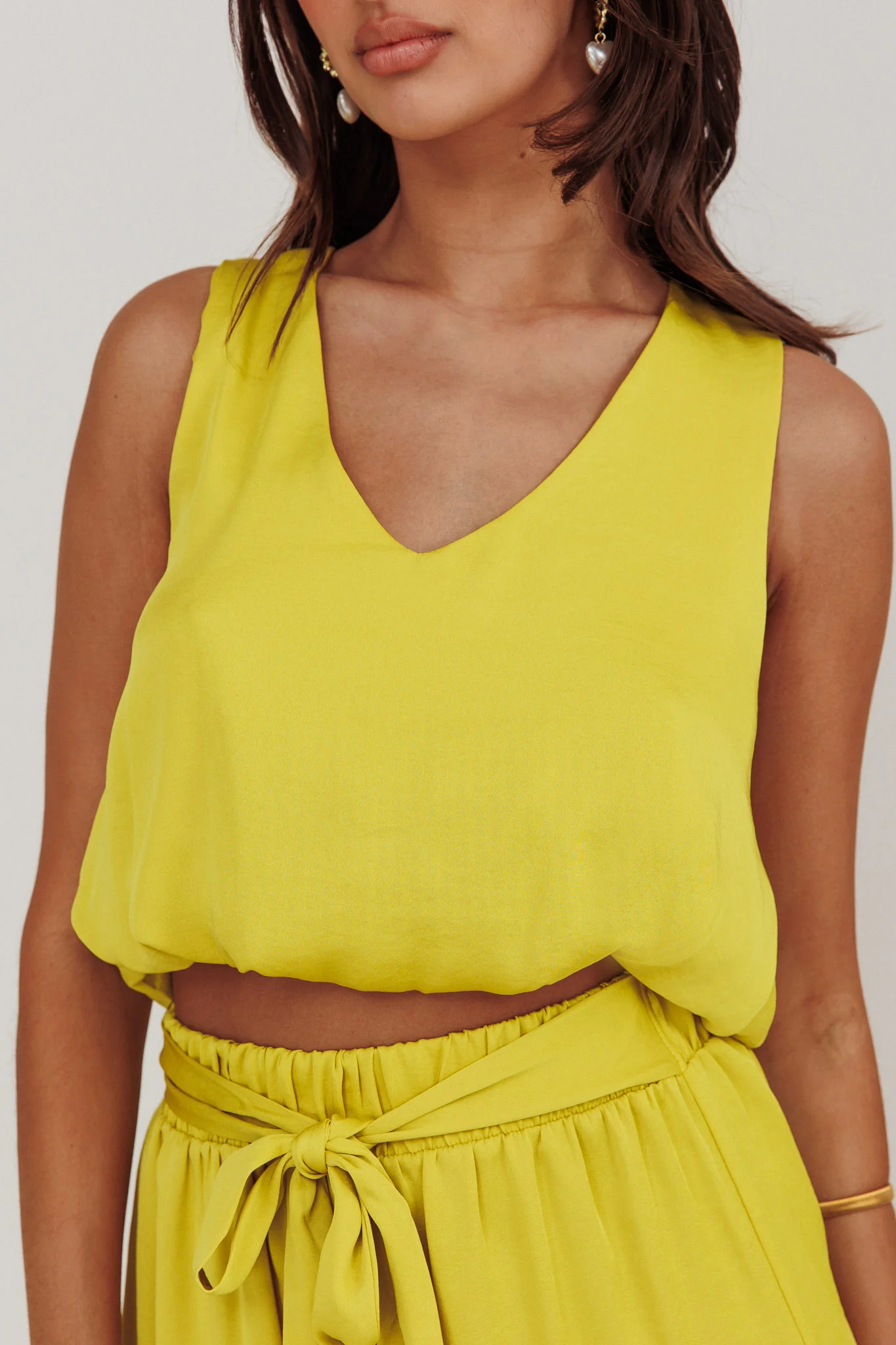 Mariposa Sleeveless Bubble Hem Top Chartreuse - Image 4