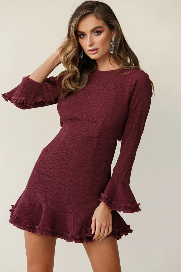 Marta Flared Cuff Cut-Out Back Dress Plum - Image 4