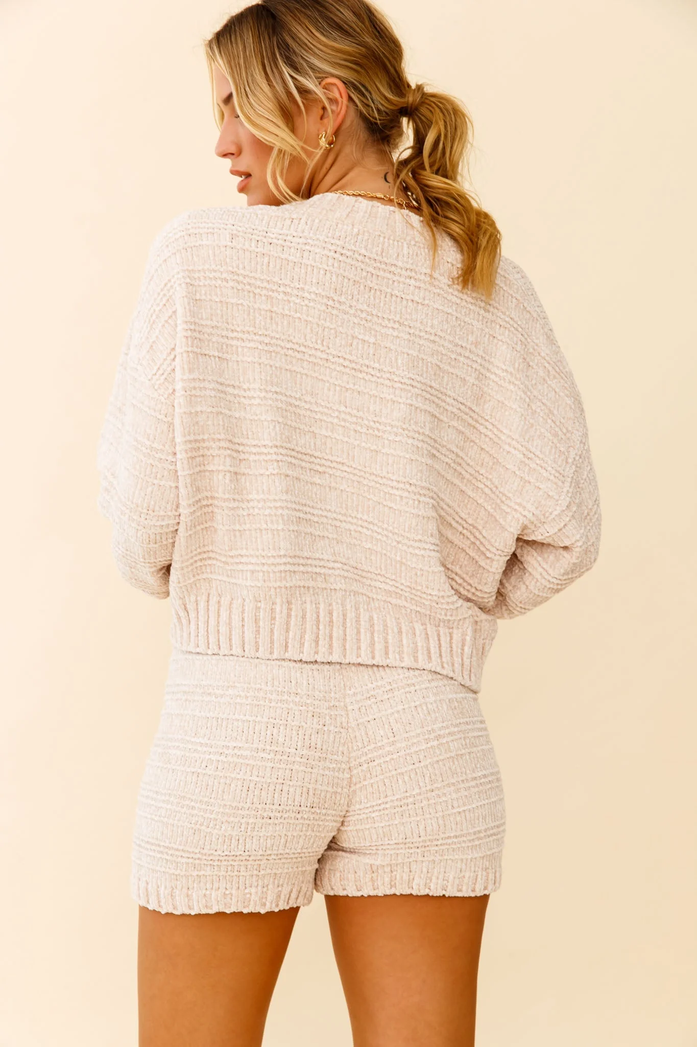 May Flowers Elasticated Chunky Knit Shorts Beige - Image 2