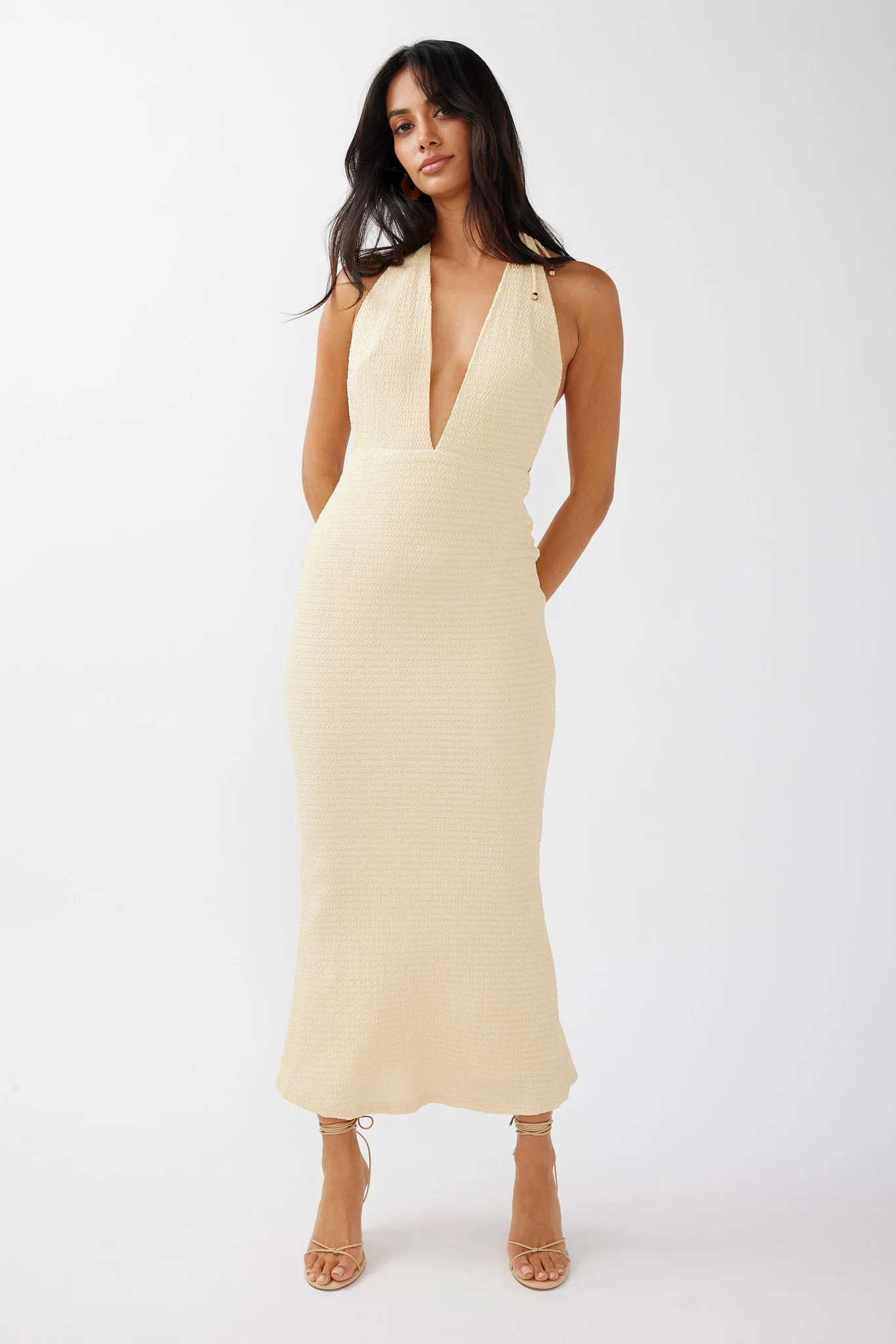 Mayah Halterneck Maxi Dress Textured Lemon - Image 5