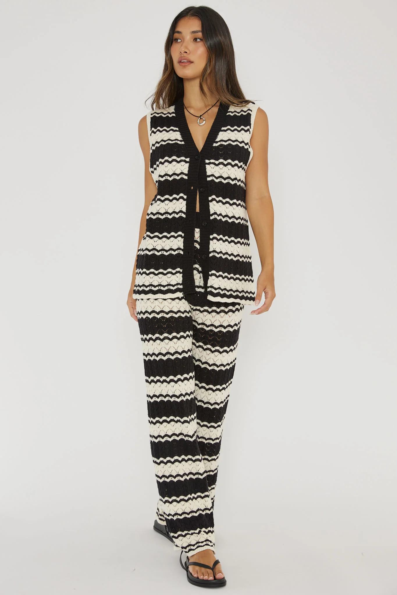 Maysah Button-Up Crochet Top Black/White - Image 4