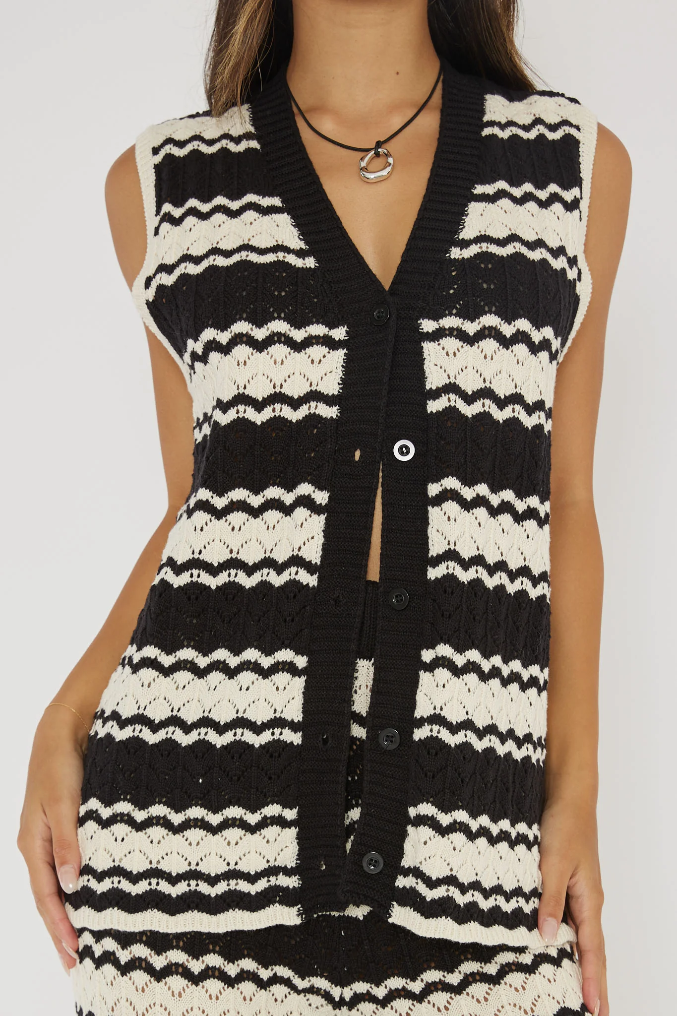 Maysah Button-Up Crochet Top Black/White - Image 5