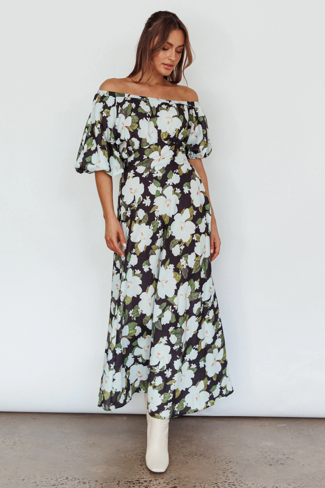 Momentum Off Shoulder Maxi Dress Floral Black - Image 5