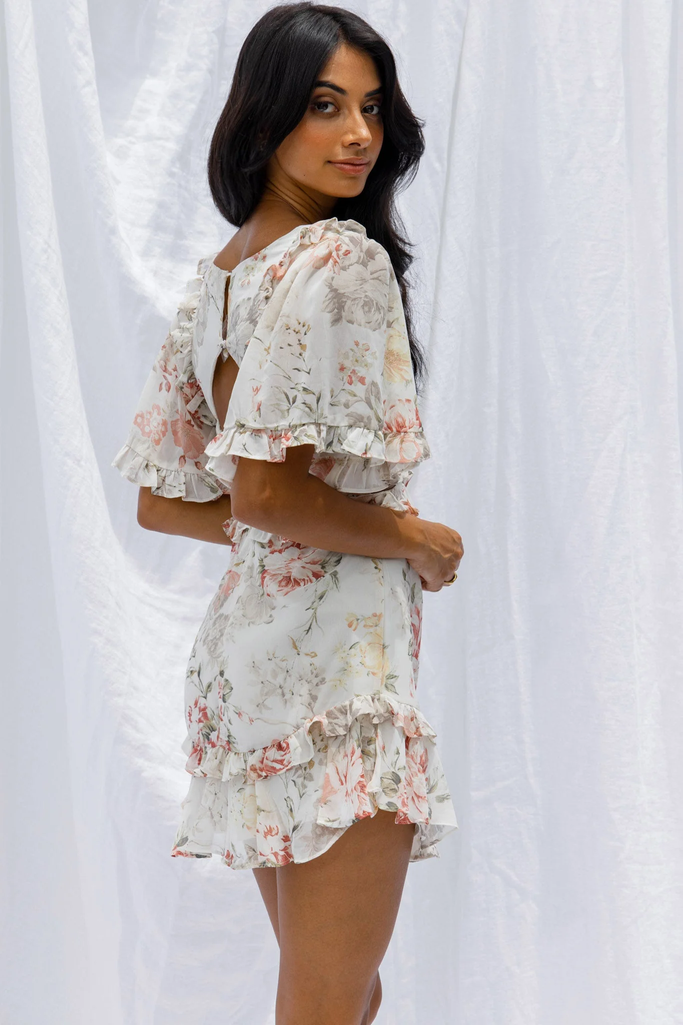 My Belle Cut-Out Detail Frill Accent Dress Vintage Floral Print White - Image 2