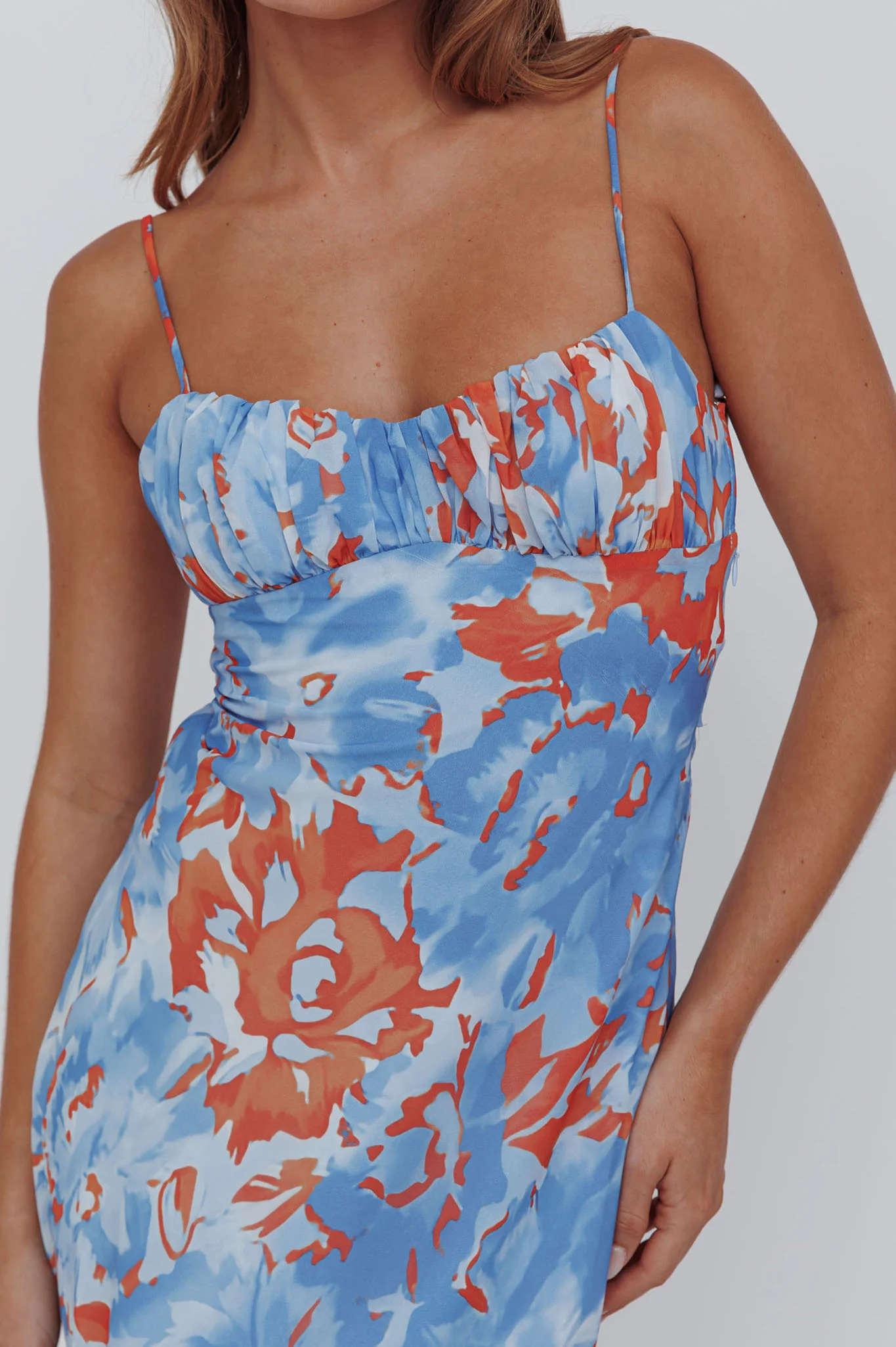 Nerida Twist Back Maxi Dress Abstract Blue - Image 4