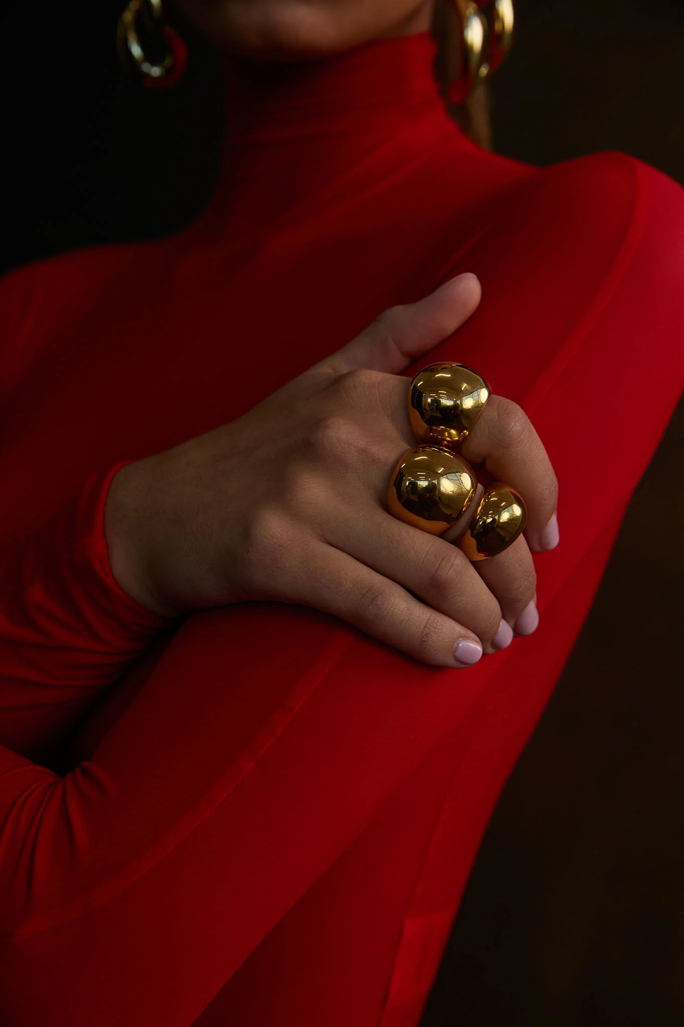 NOAH Chunky Ring Large Gold - Image 3