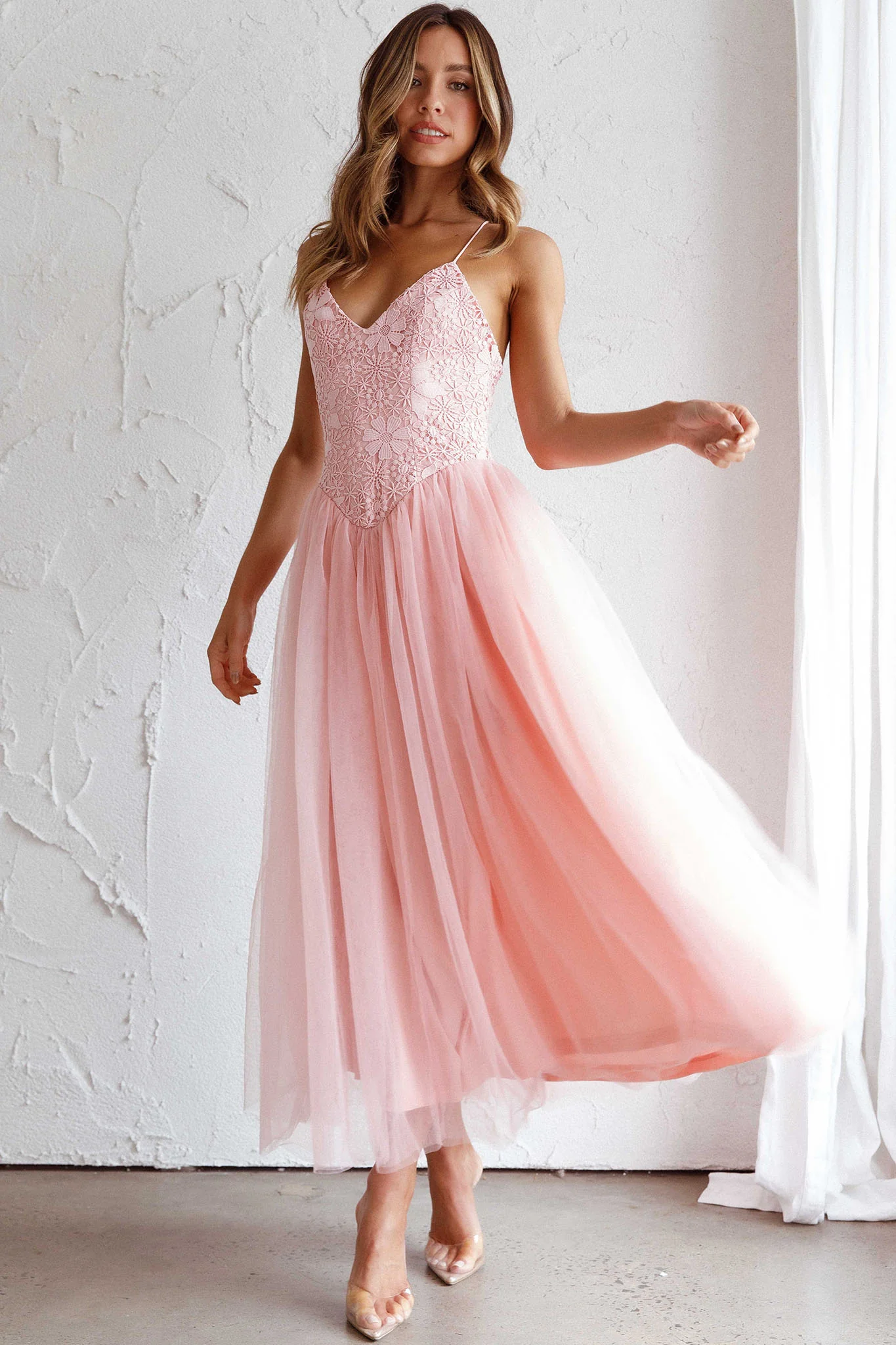 Novoli Floral Embroidery Midi Dress Blush - Image 5
