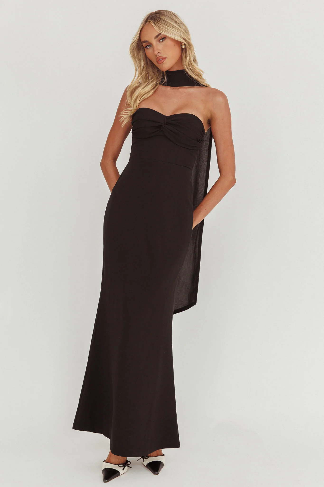Of The Night Twist Bust Maxi Dress Black - Image 6