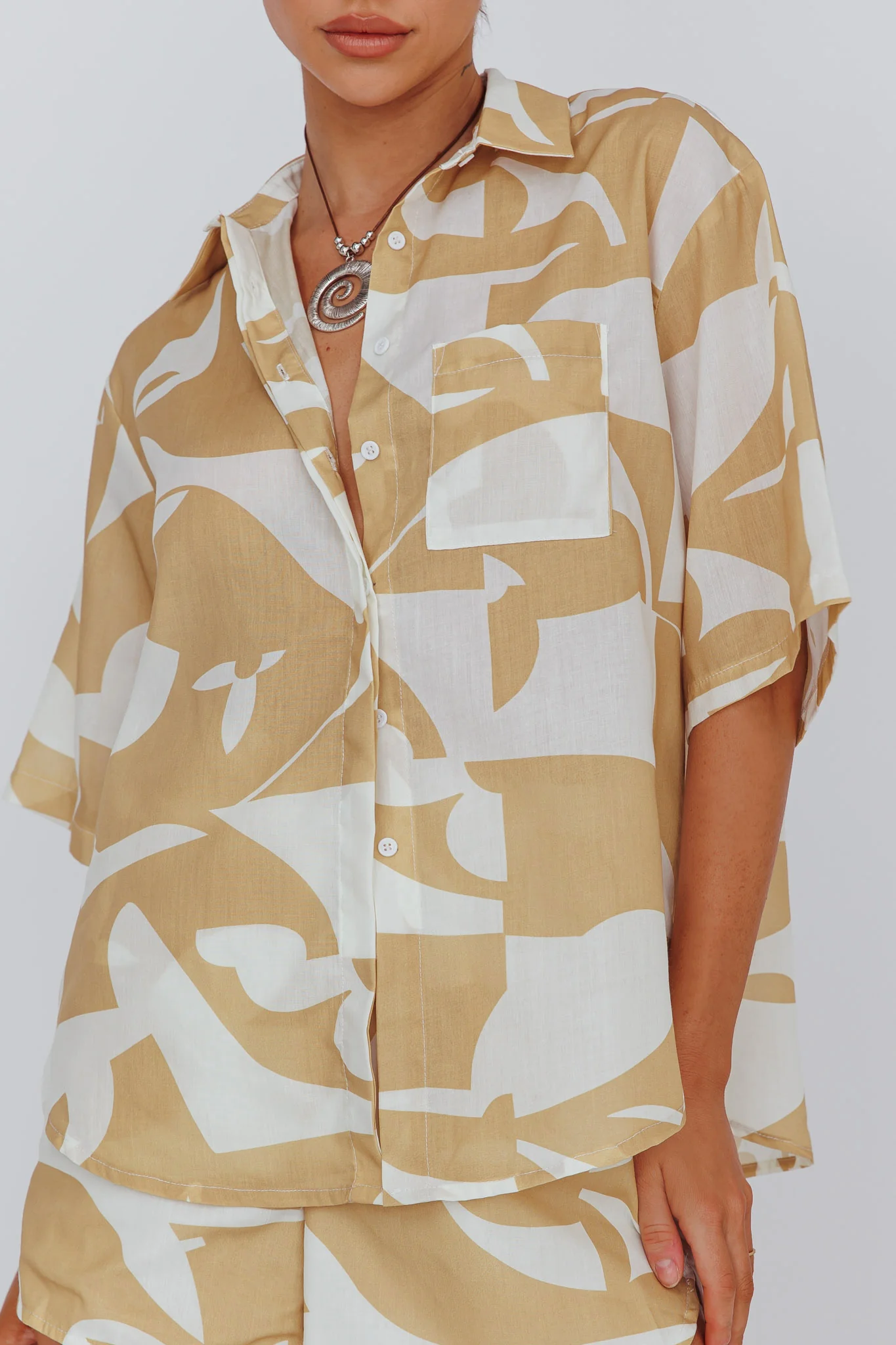 On Vacay Button-Up Shirt Print Yellow - Image 4