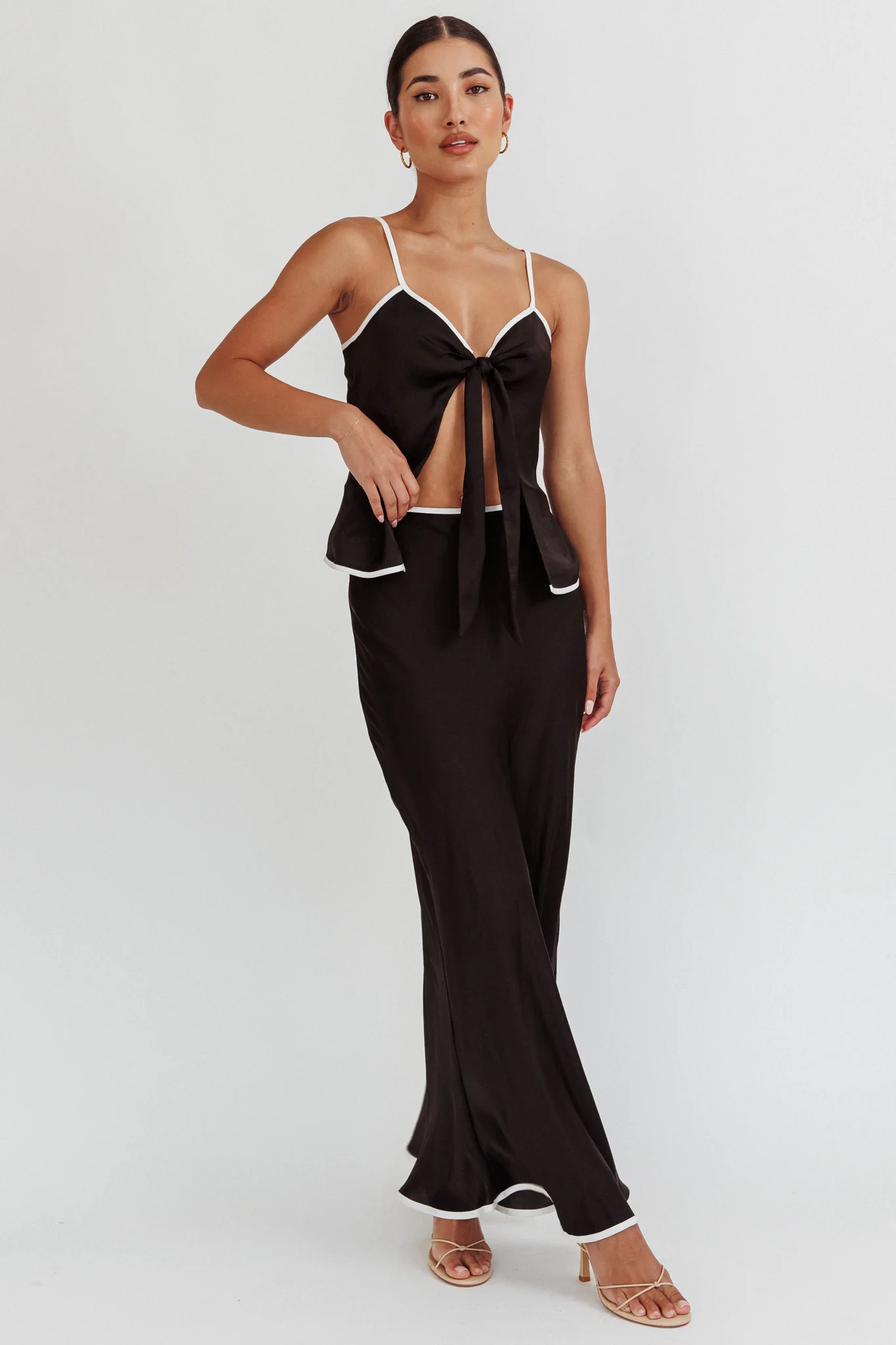 Only One Contrast Trim Maxi Skirt Black - Image 2