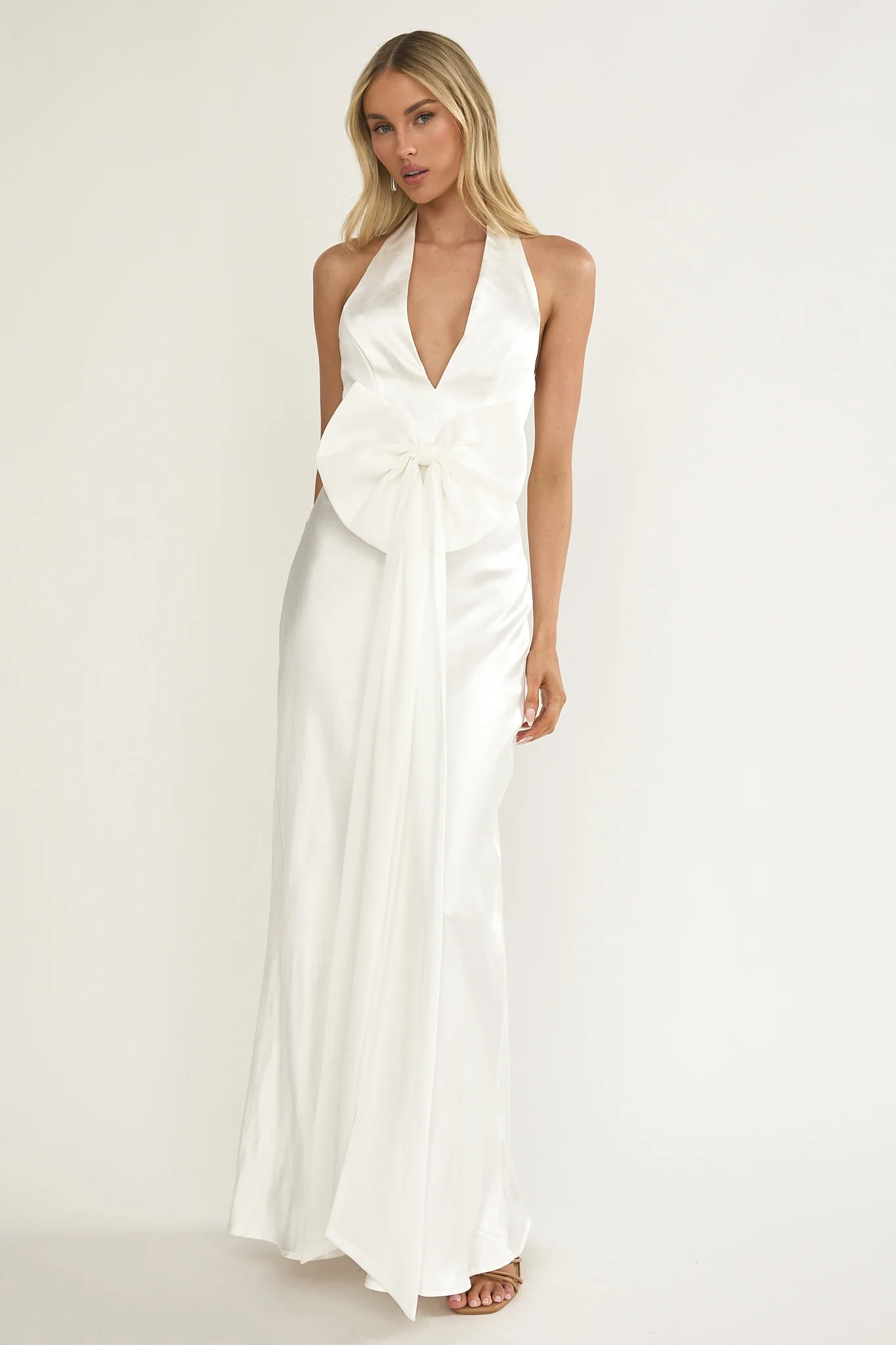 Ophelina Oversized Bow Halter Dress White - Image 4