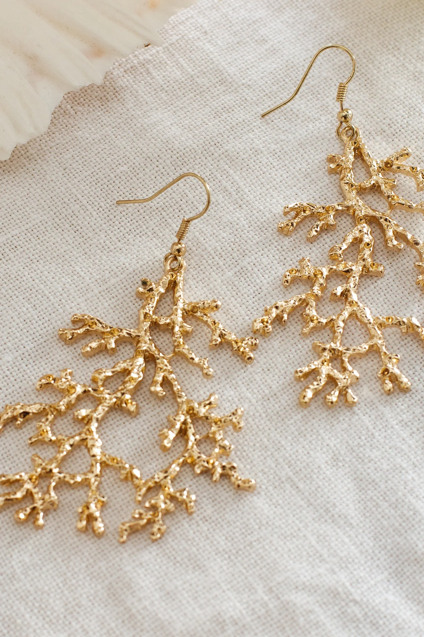 Orli Coral Design Earrings Gold - Image 2