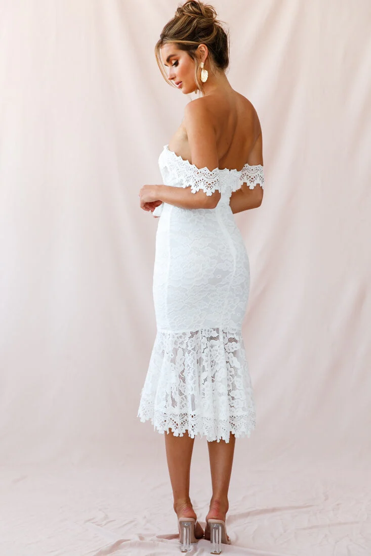 Patience Lace Bodycon Midi Dress White - Image 3