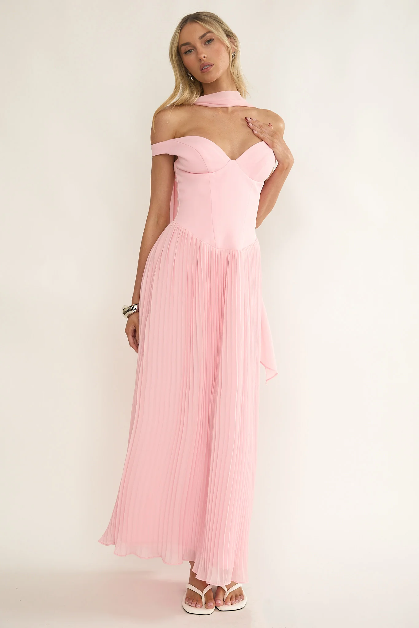 Quinnae Off-Shoulder Accordion Pleat Maxi Dress Pink - Image 2
