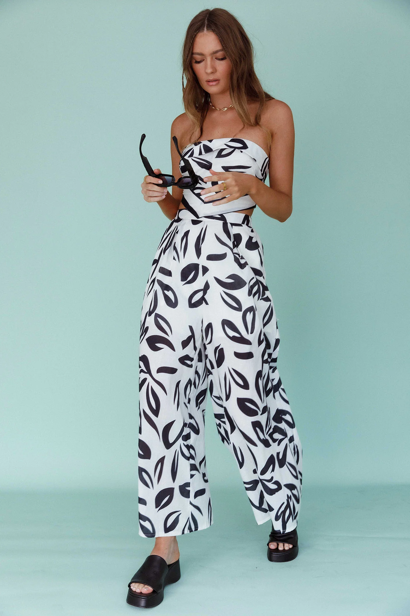 Randi Tie-Back Top Leaf Print Black - Image 3
