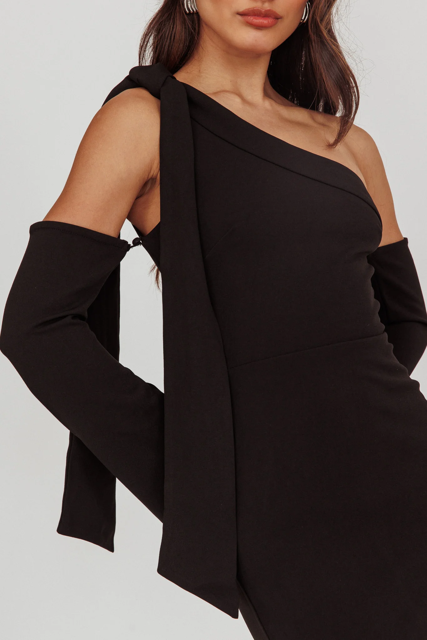 Rigel One-Shoulder Midi Dress Black - Image 5