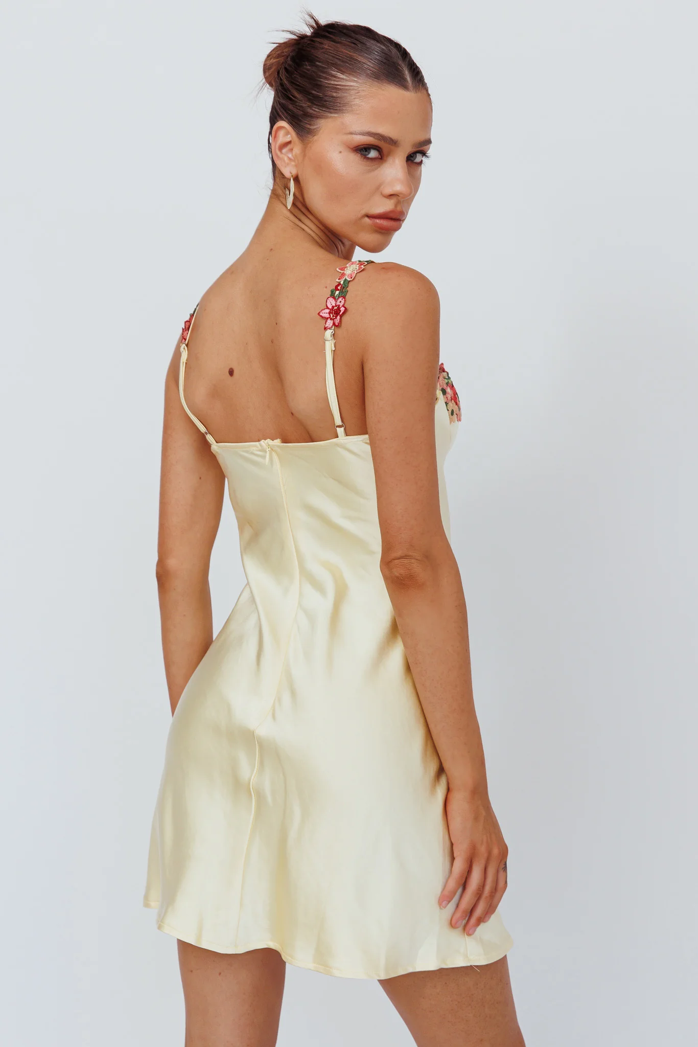 Rose Garden Floral Applique Mini Dress Yellow - Image 2