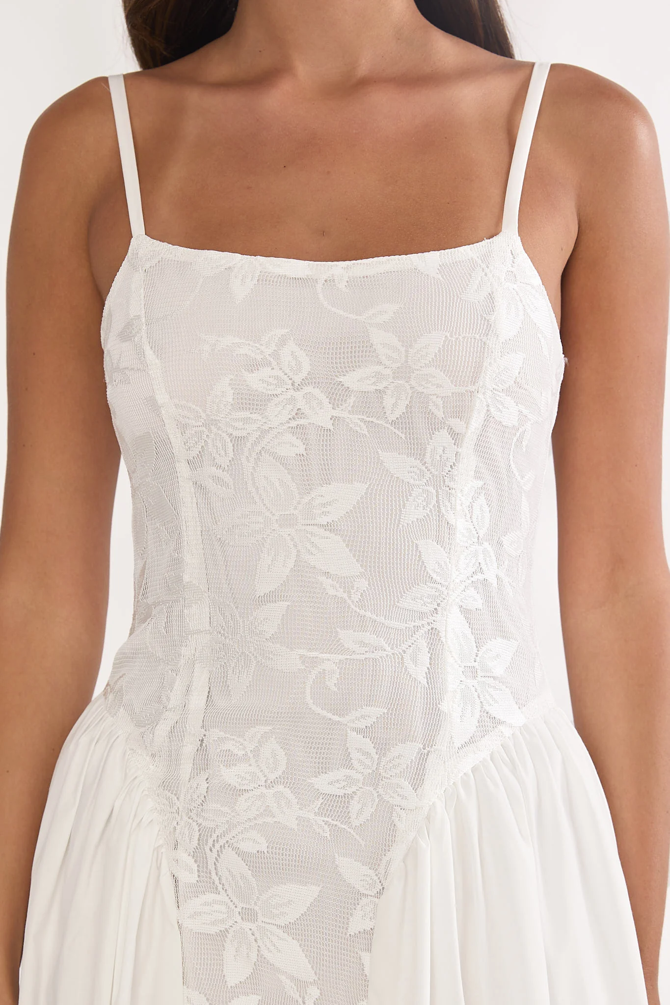 Seluna Gathered Waist Maxi Dress Embroidered Cream - Image 3
