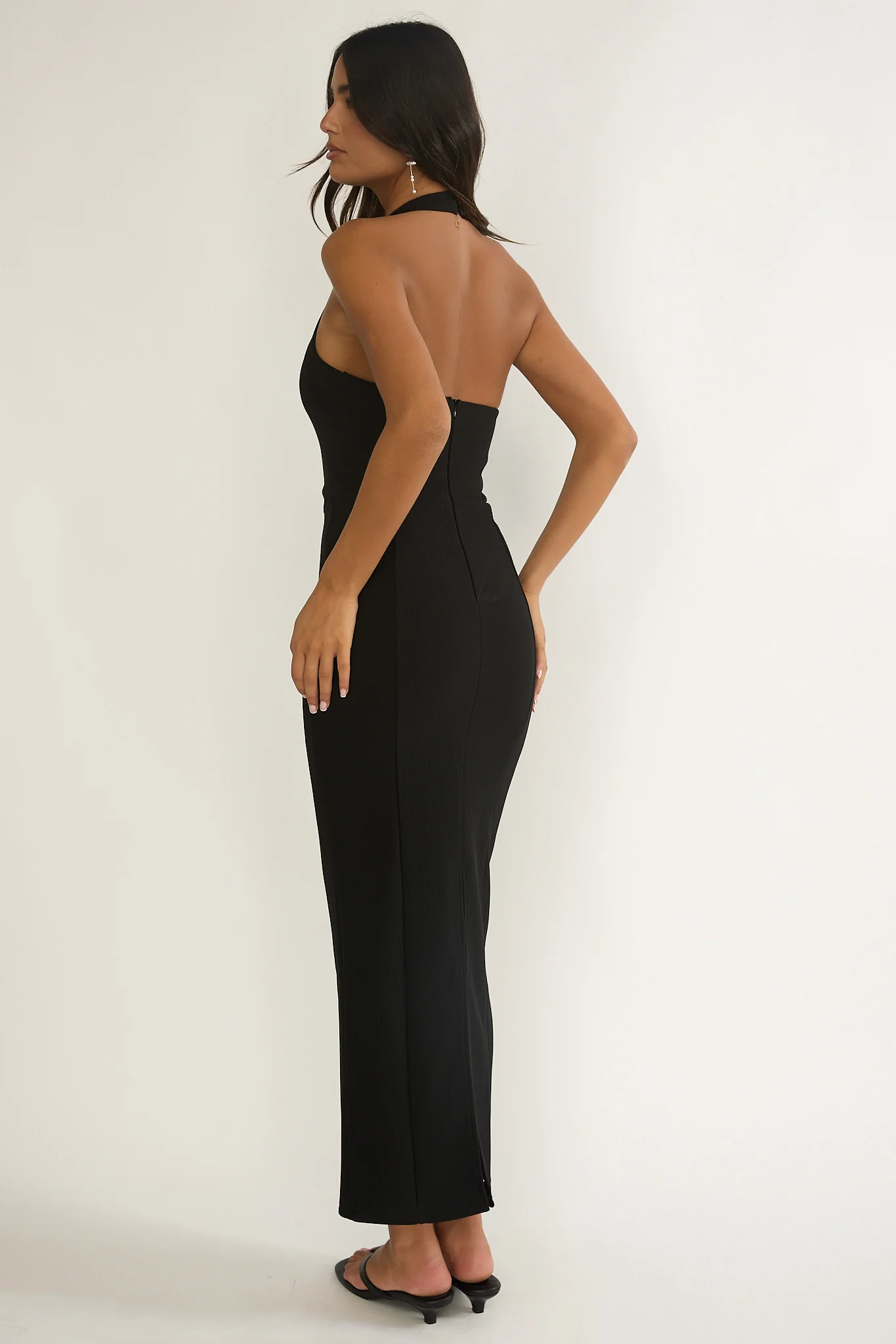 Shailyn Scoop Neck Halter Maxi Dress Black - Image 2