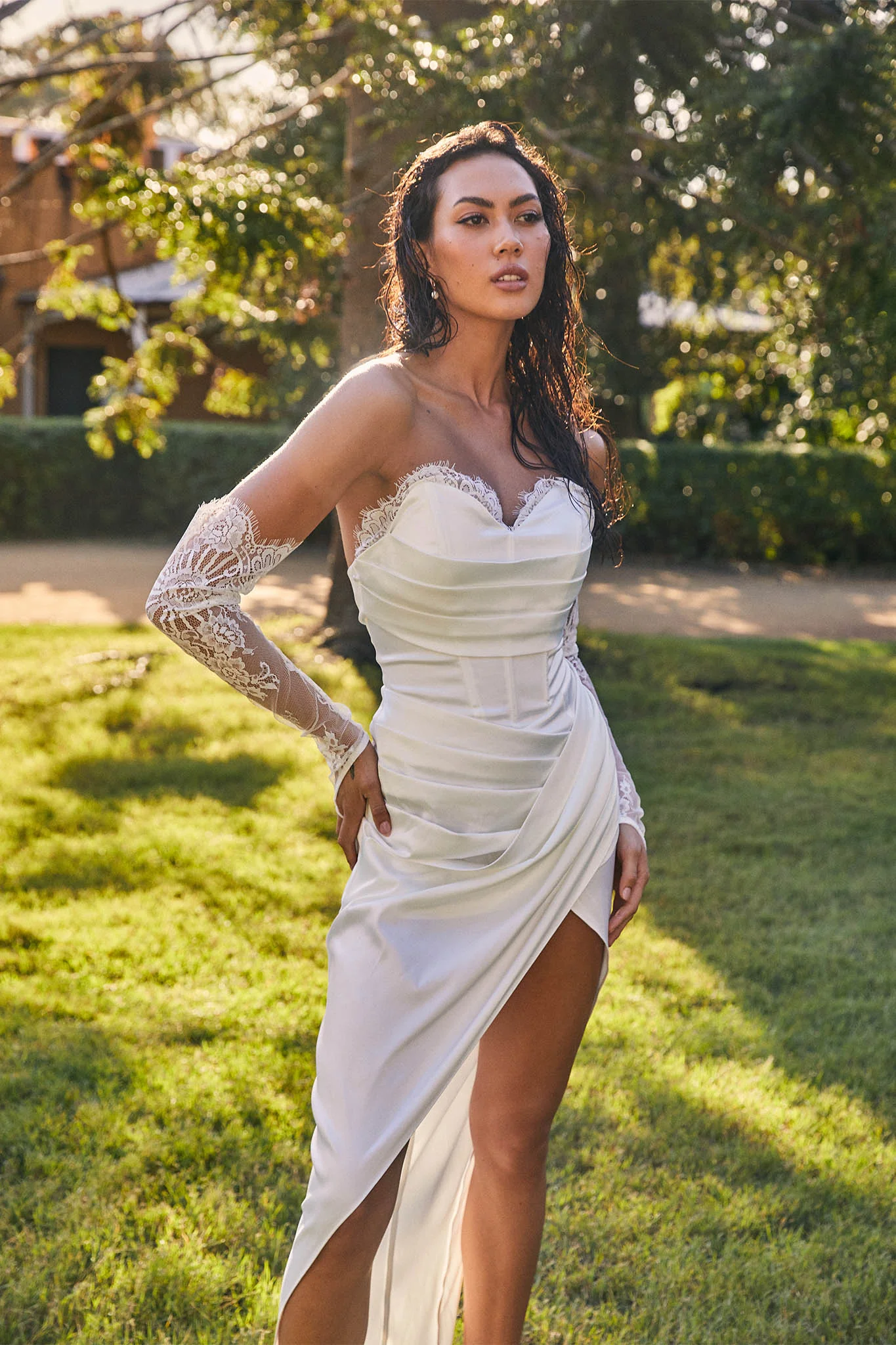 Shanice Lace Trim Sweetheart Midi Dress White - Image 2