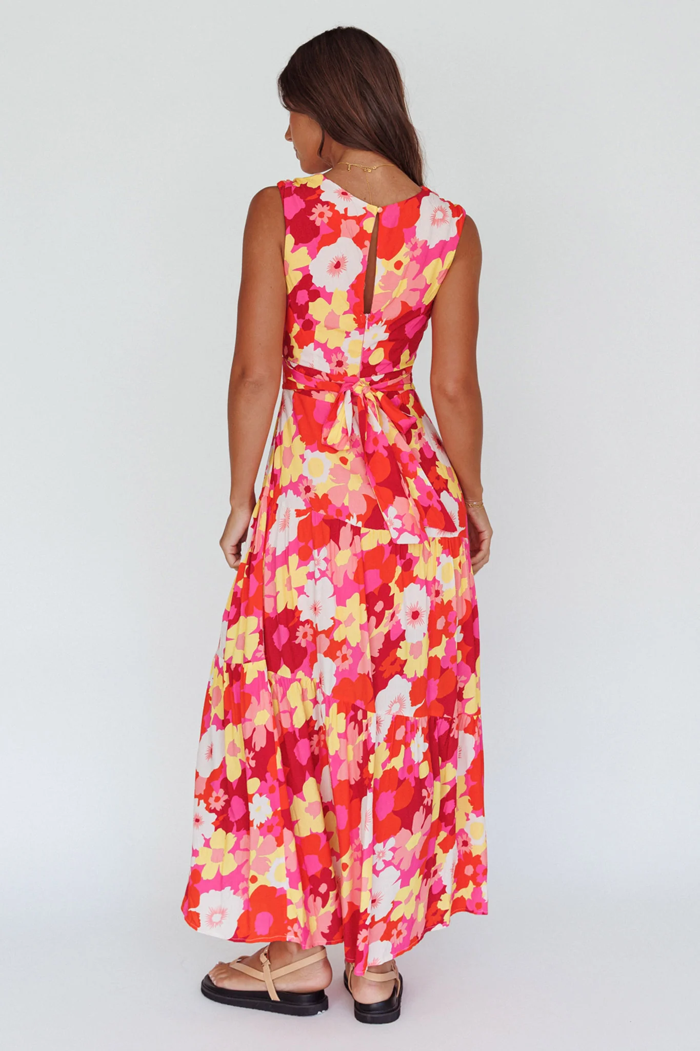 Shaniqua Cut-Out Sleeveless Midi Dress Floral Pink - Image 2