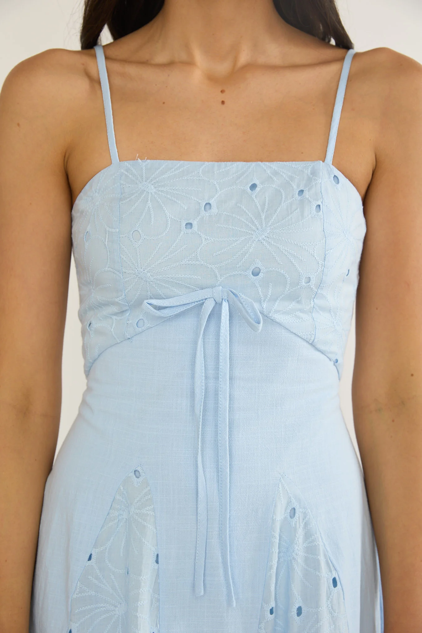 Shaye Embroidery Insert Maxi Dress Blue - Image 3