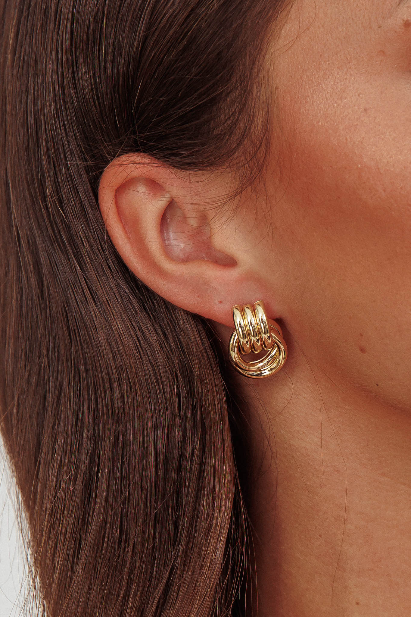 Shiloh Loop Earrings Gold - Image 2