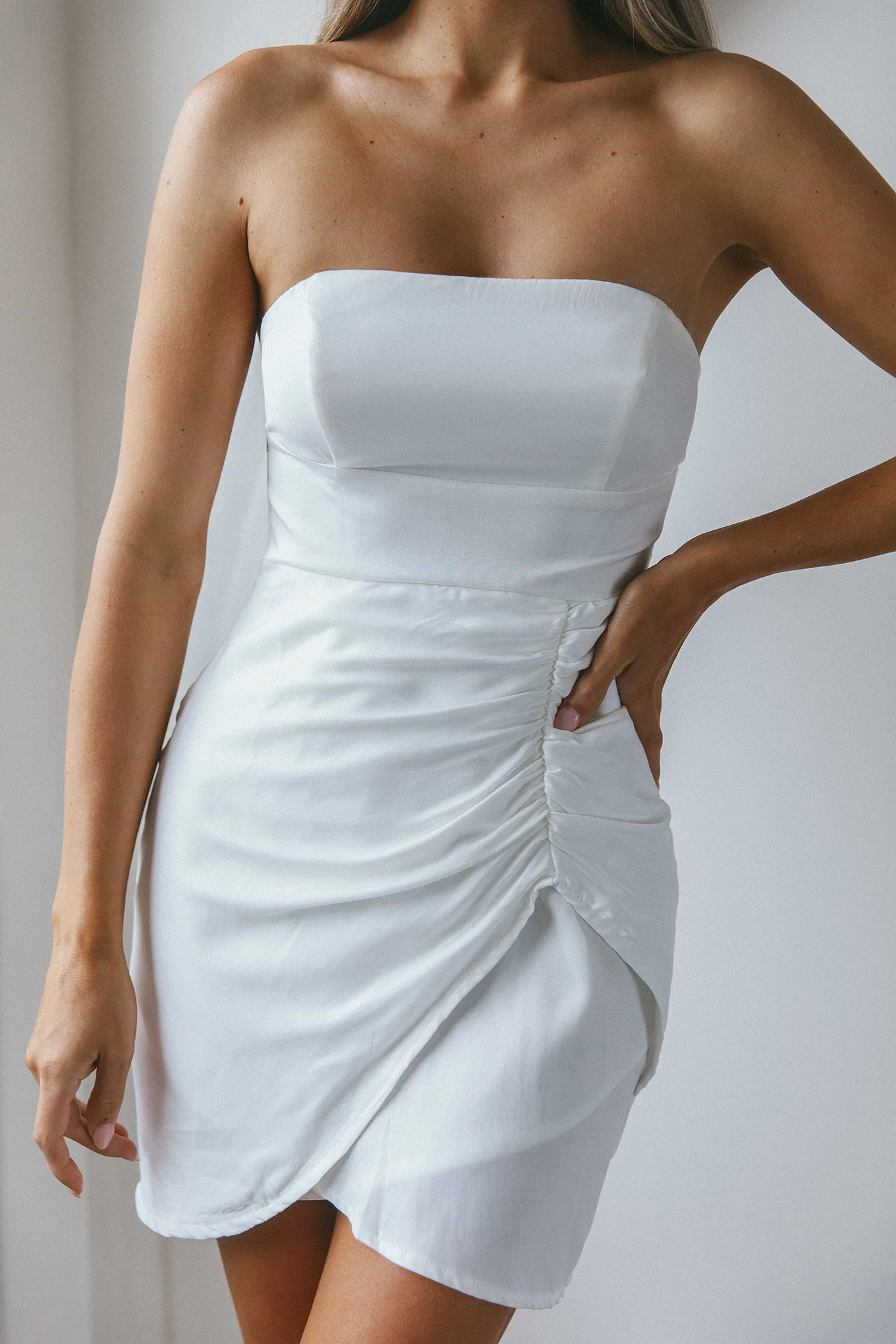 Siobhan Strapless Mini Dress Forest White - Image 4