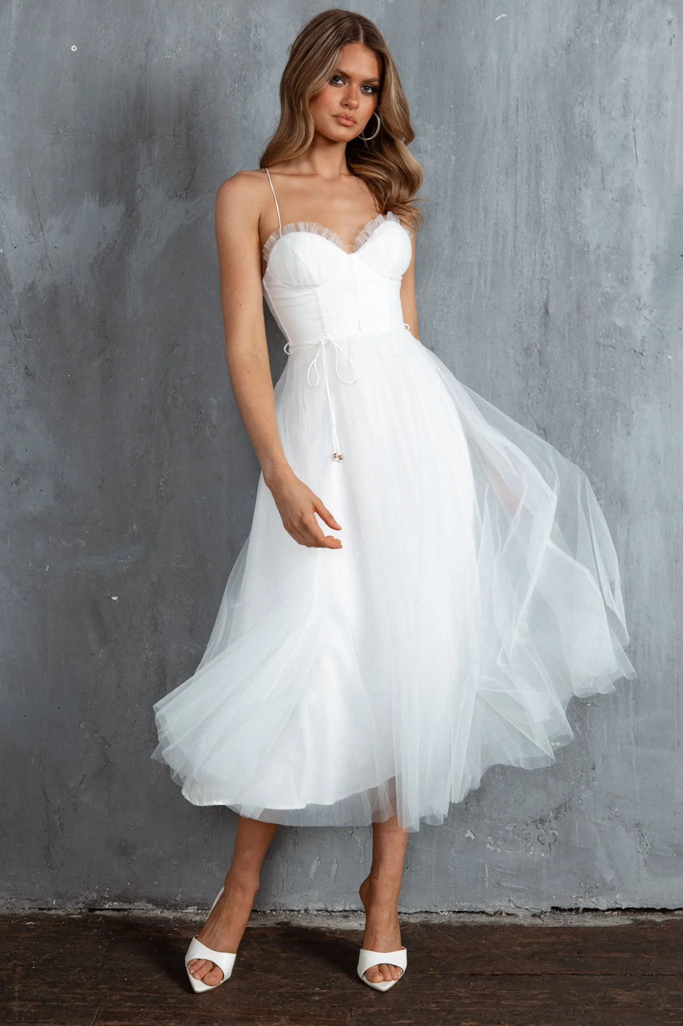 Smitten Sweetheart Neckline Chiffon Midi Dress White - Image 5