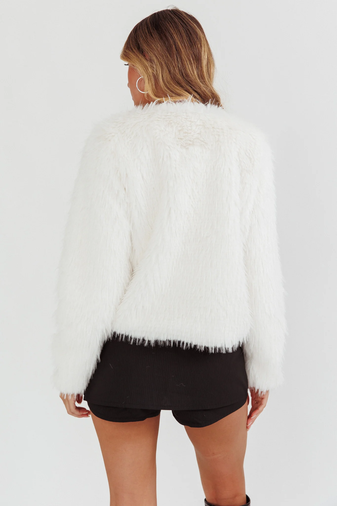 Smoky Mountains Faux Fur Jacket White - Image 2