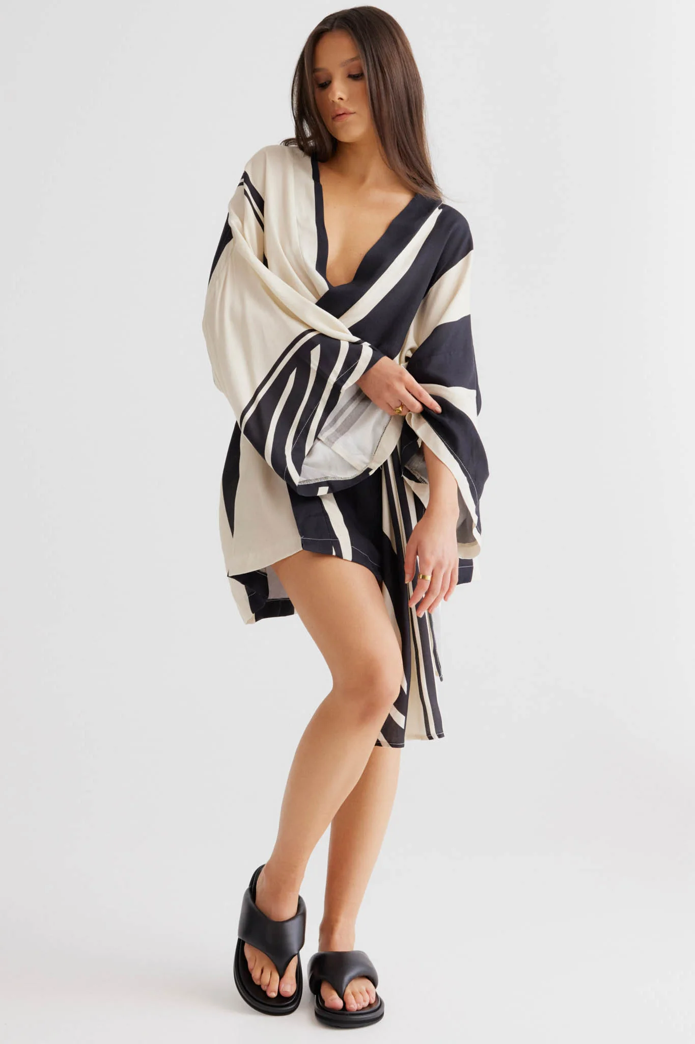 SNDYS Alba Wrap Dress Black Print - Image 5