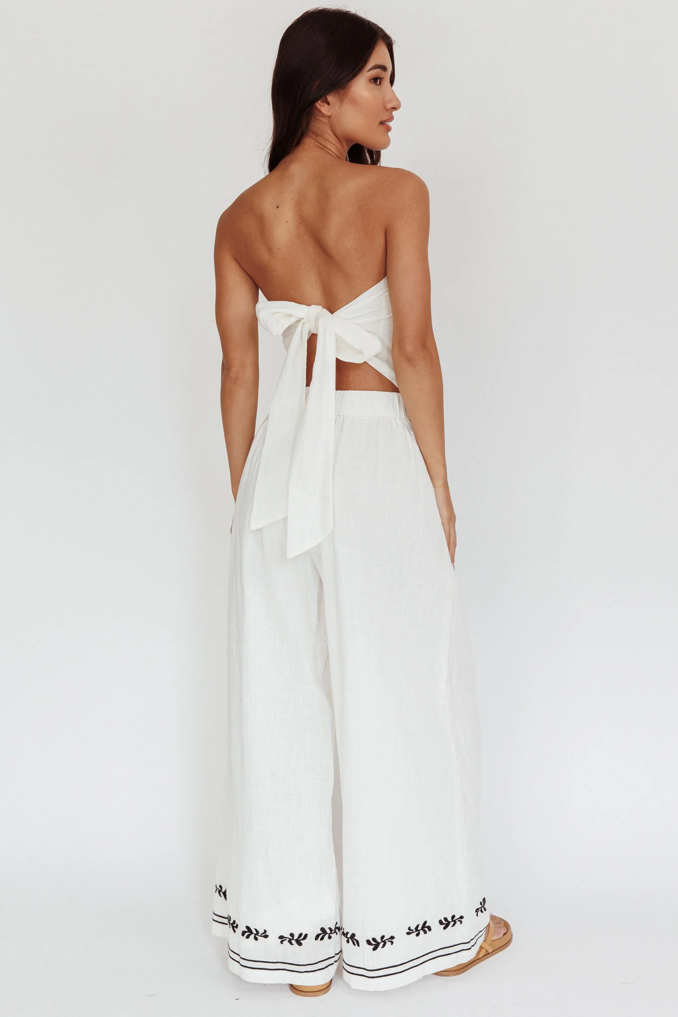 Sought After Wide-Leg Pocket Pants Off White - Image 4