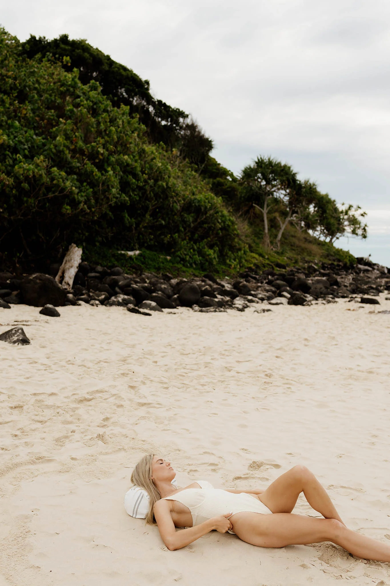 SUNNYLiFE Beach Pillow Casa Tunisa - Image 2