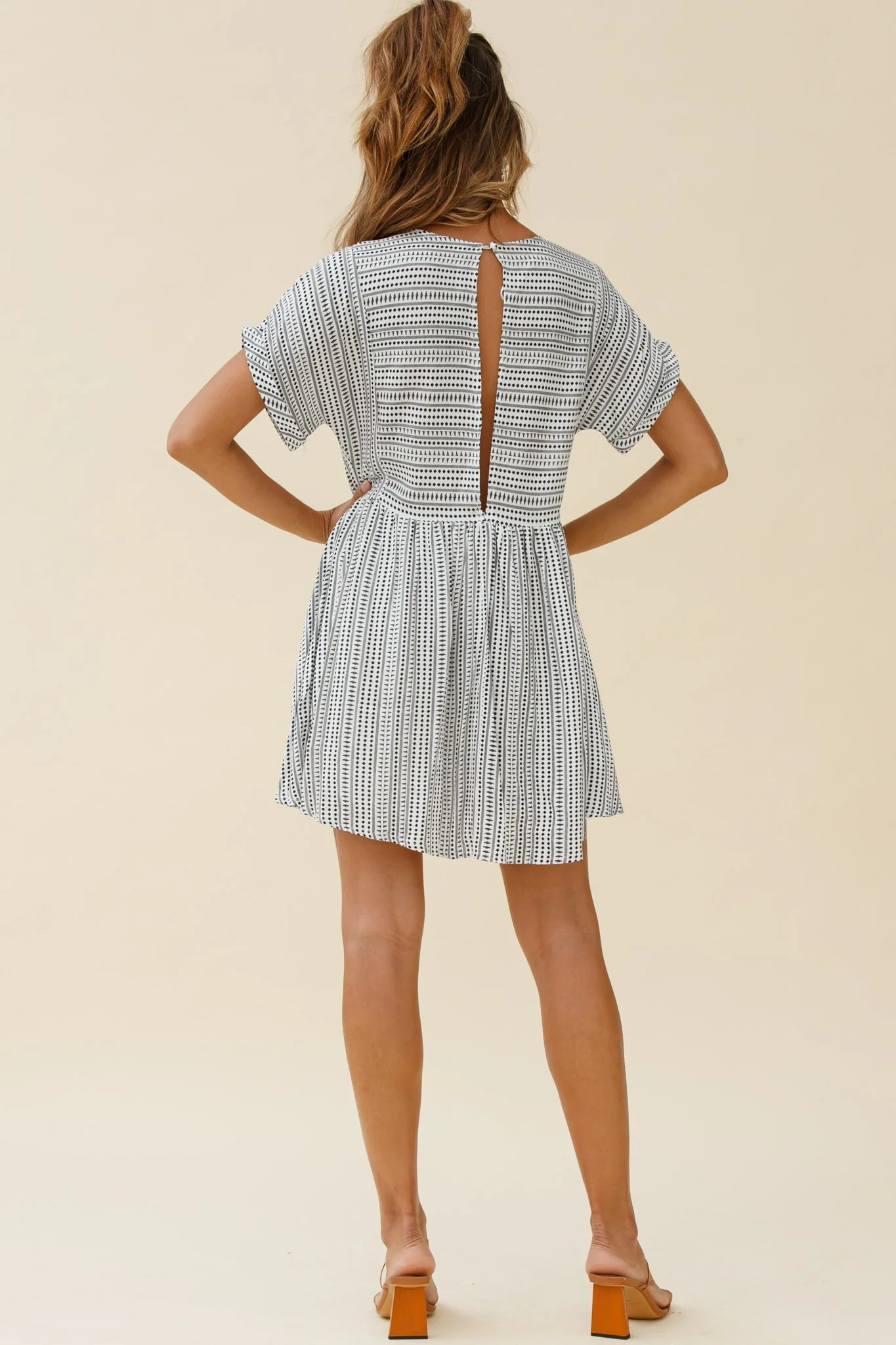 Susie Rolled Sleeve Crew Neck Swing Dress Stripe Pattern Black - Image 3