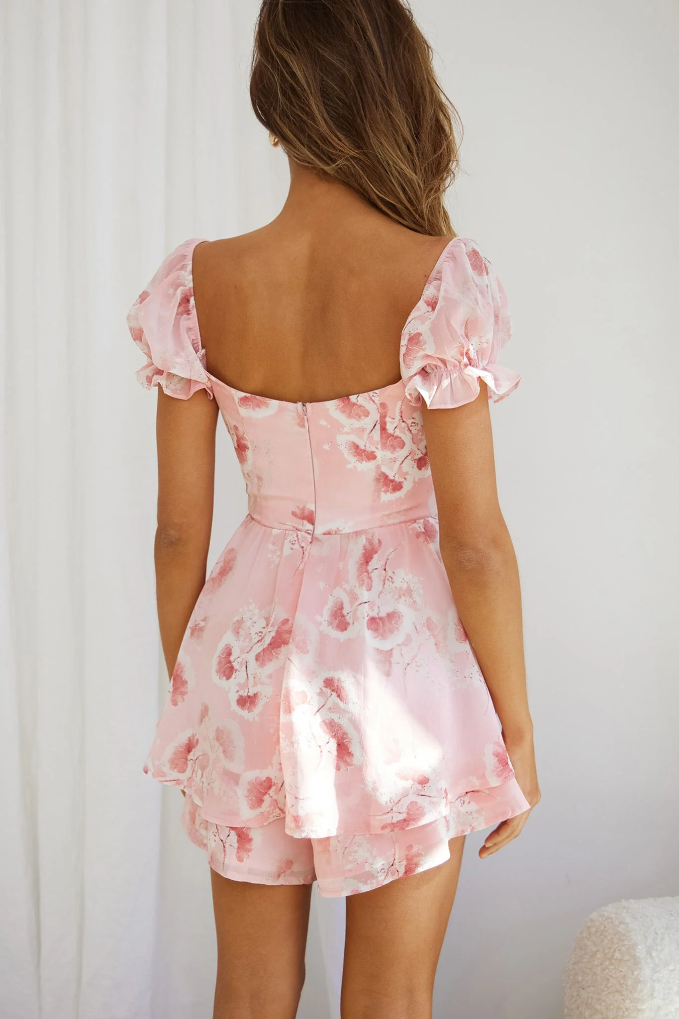 Sweet Romance Puff Sleeve Romper Watercolor Print Pink - Image 2