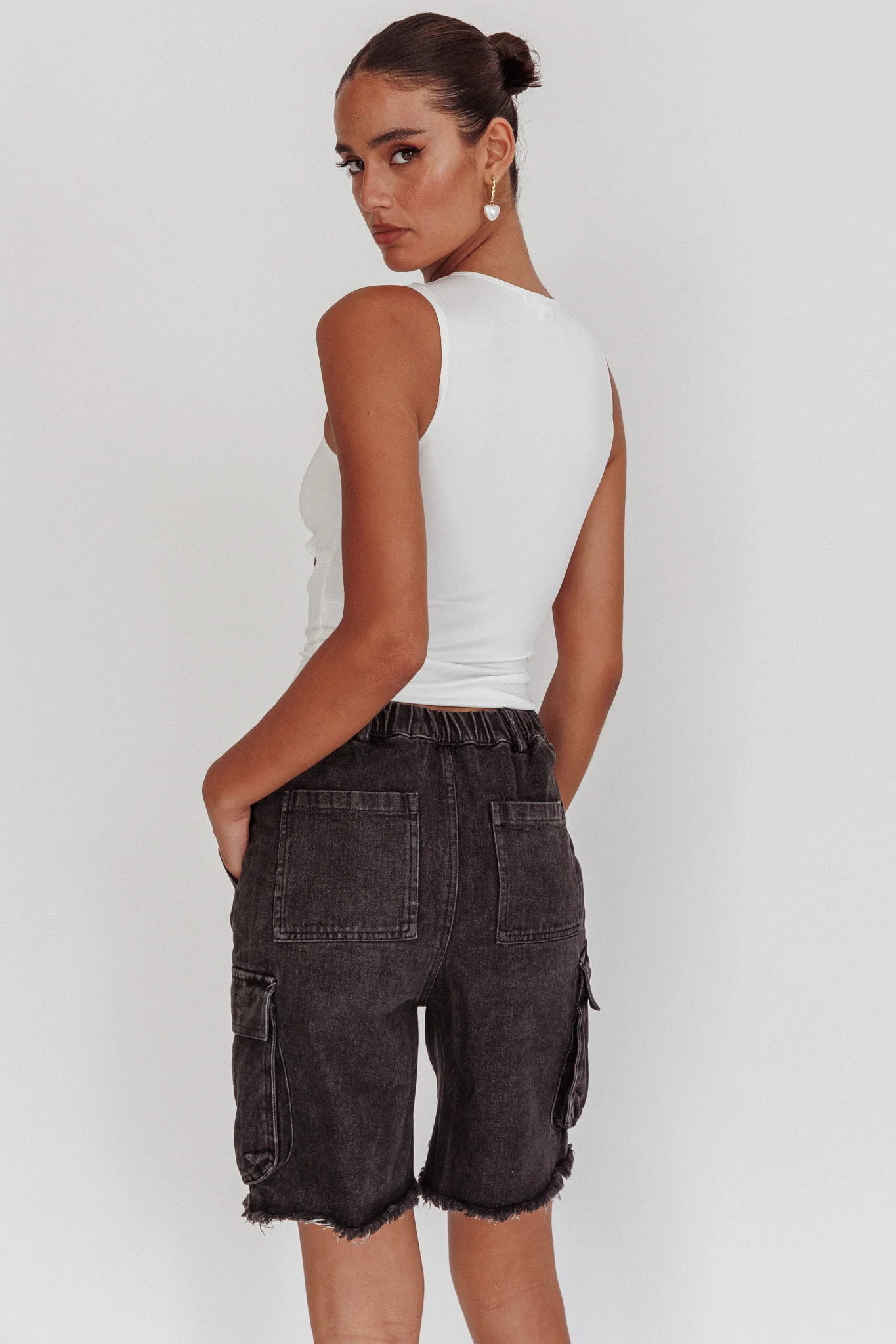Tardy Cargo Short Jorts Black - Image 4