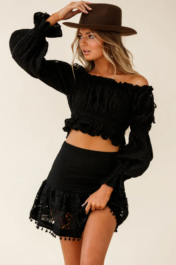 Taryn Bardot Top Black - Image 4