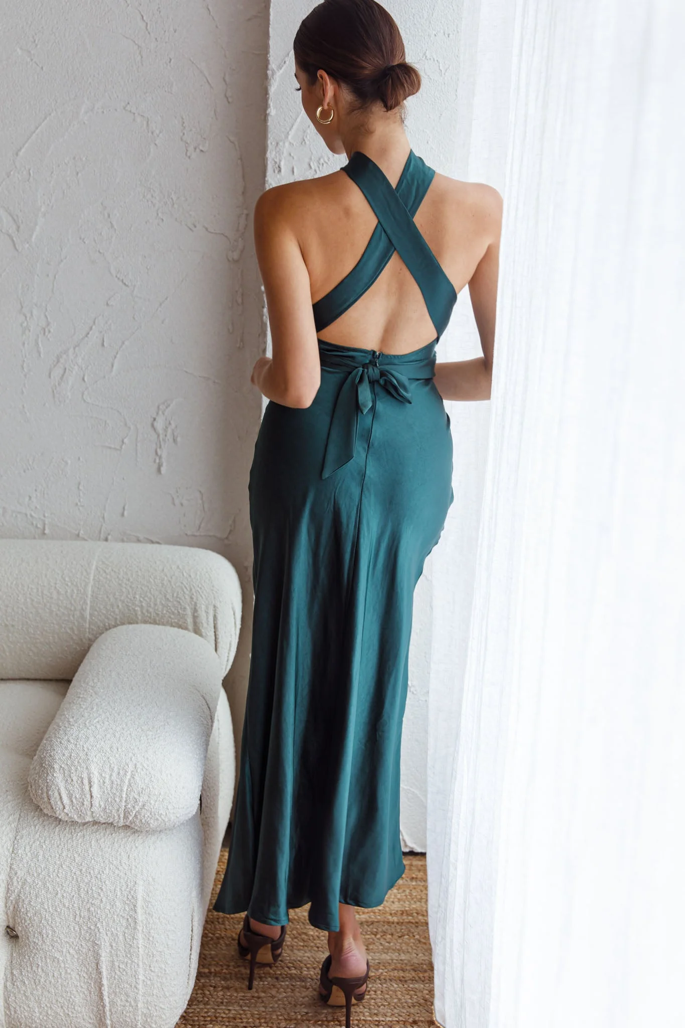 Te Amo Halterneck Open Back Midi Dress Forest Green - Image 2