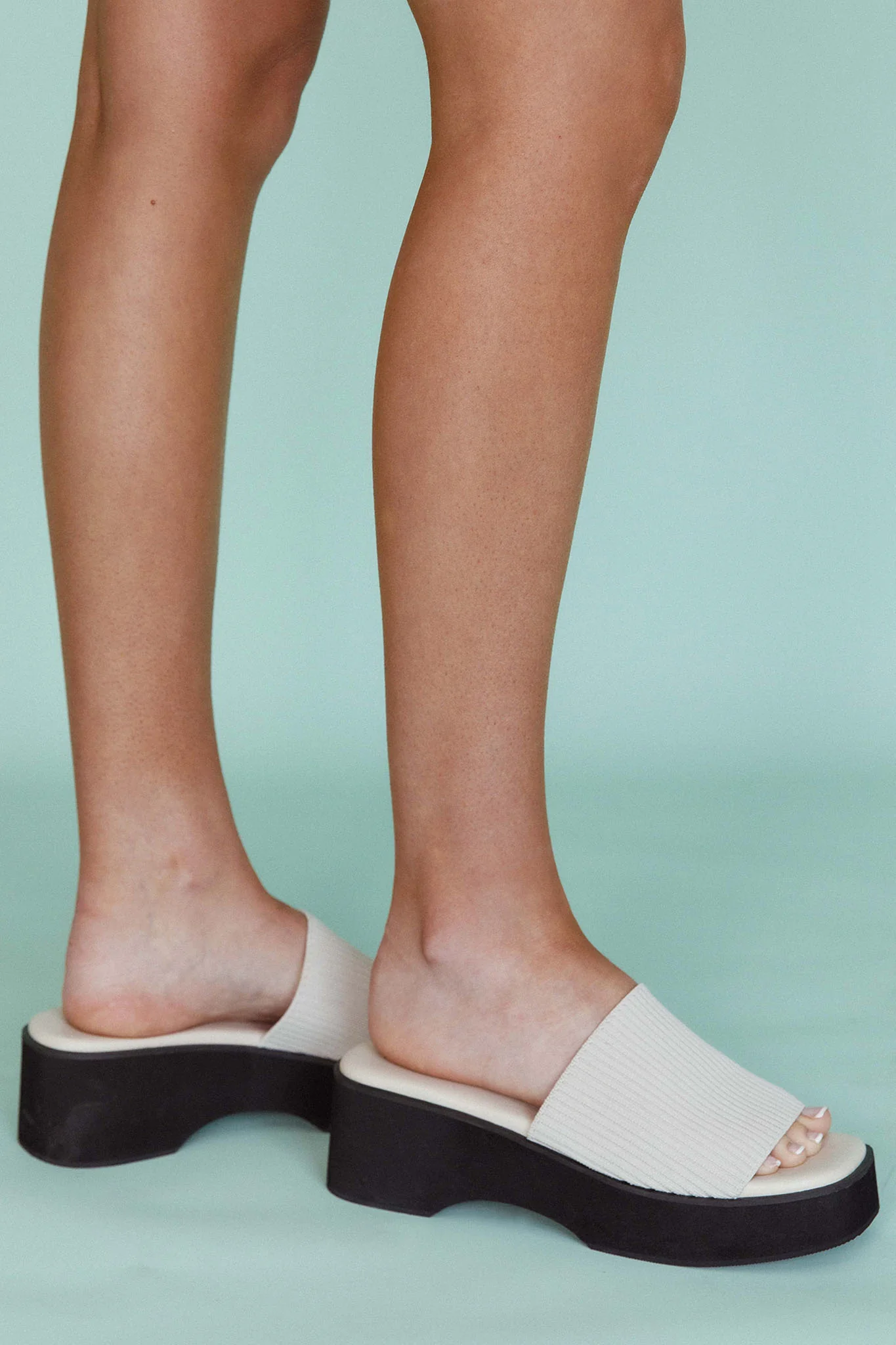 THERAPY Nawty Sandal Bone - Image 5