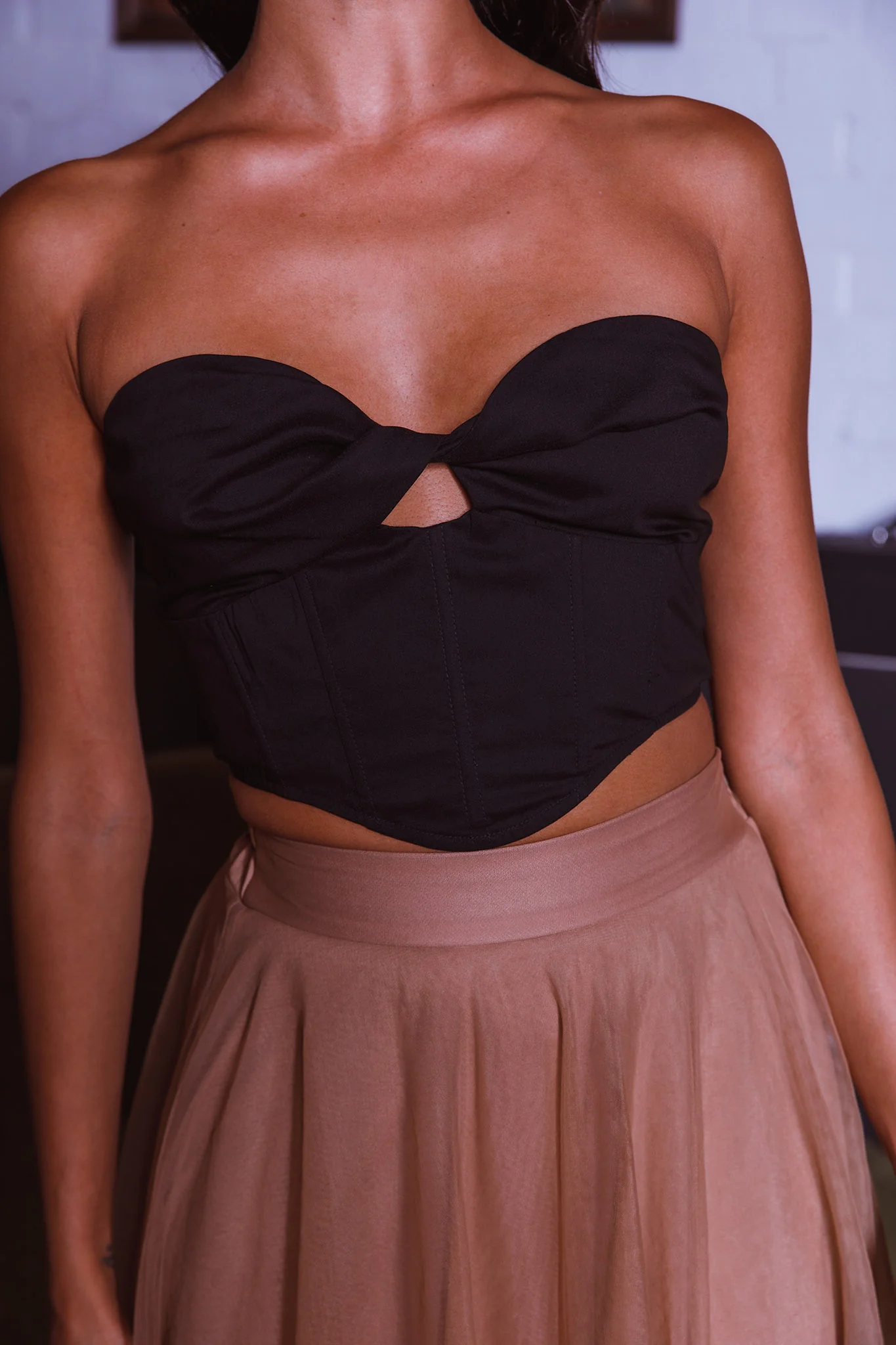 Think Twice Strapless Twist Top Black - Image 5