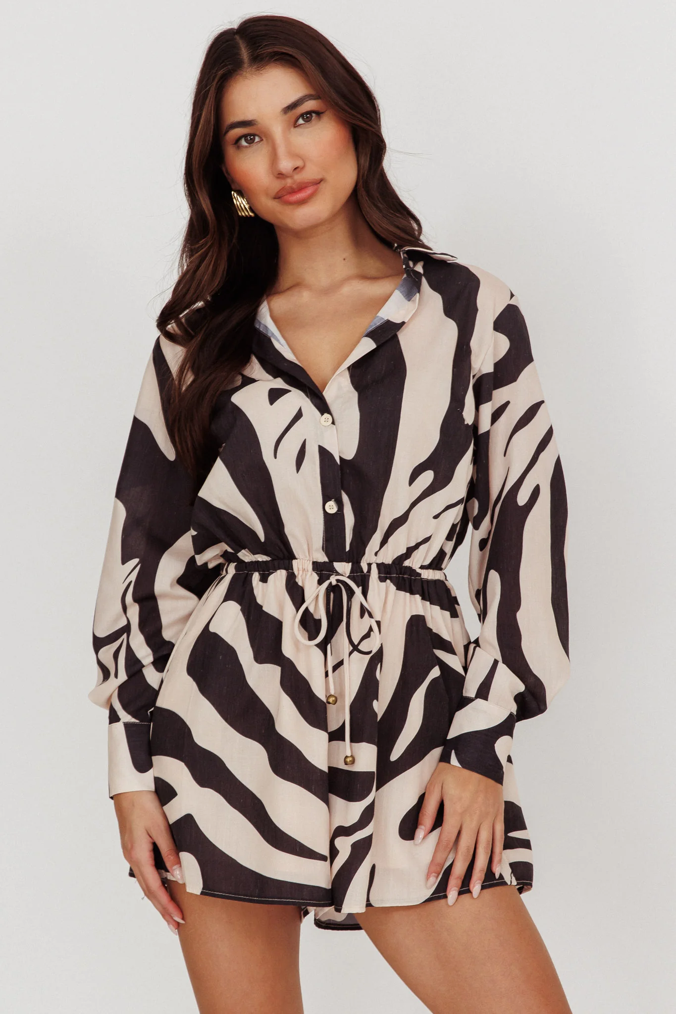 Tiki Long Sleeve Romper Print Beige - Image 5