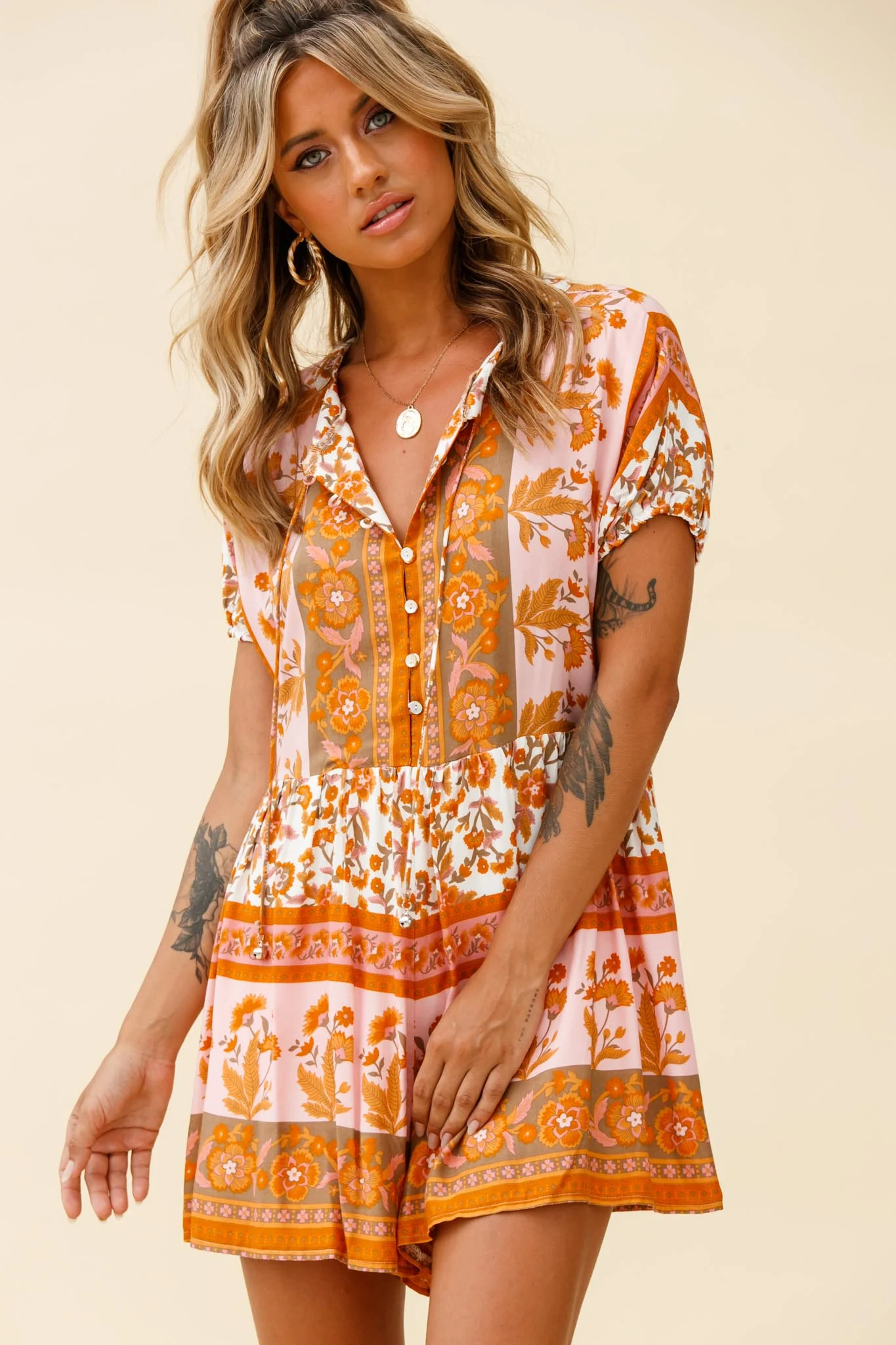 Time Flies Puff Sleeve T-Shirt Romper Vintage Floral Print White/Pink - Image 3