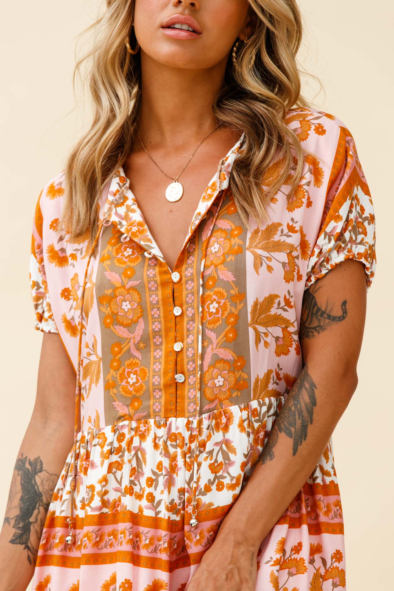 Time Flies Puff Sleeve T-Shirt Romper Vintage Floral Print White/Pink - Image 4