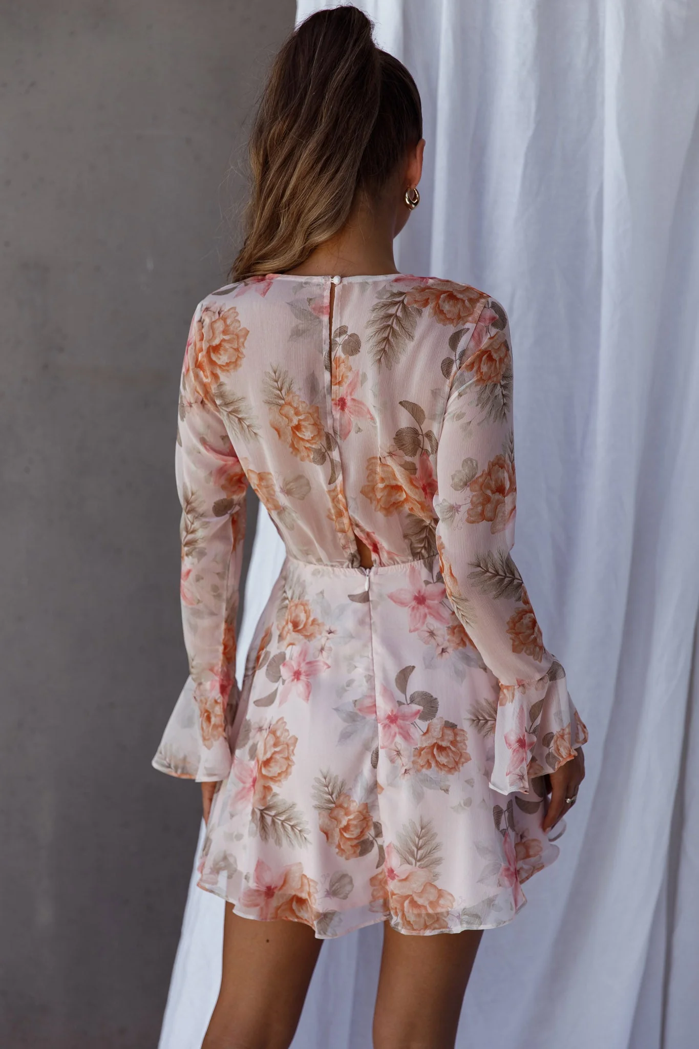 Unconditional Tied Front Dress Floral Blush - Image 2