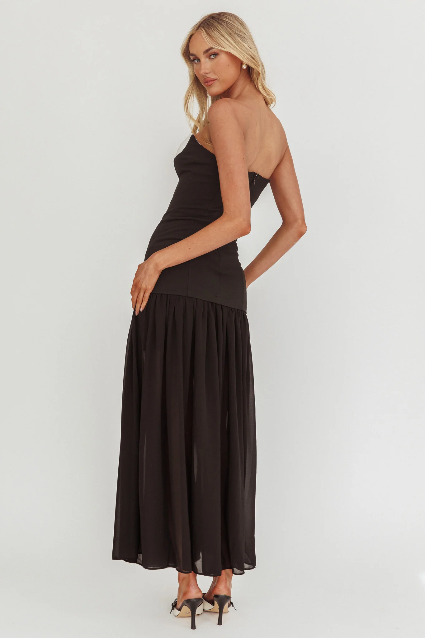 Unspoken Sweetheart Neckline Sheer Hem Maxi Dress Black - Image 3