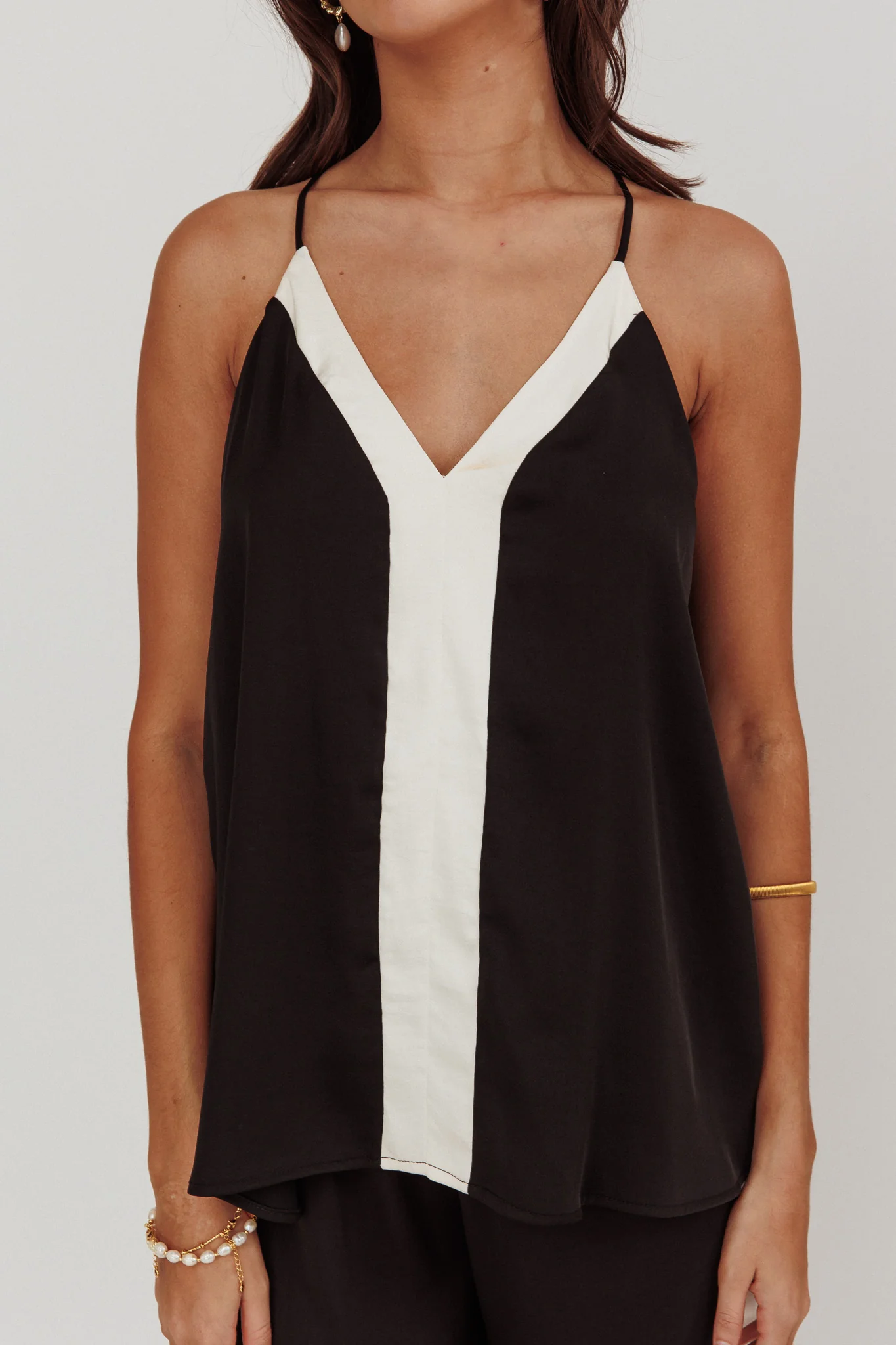 Unwritten Contrast Cami Top Black - Image 4