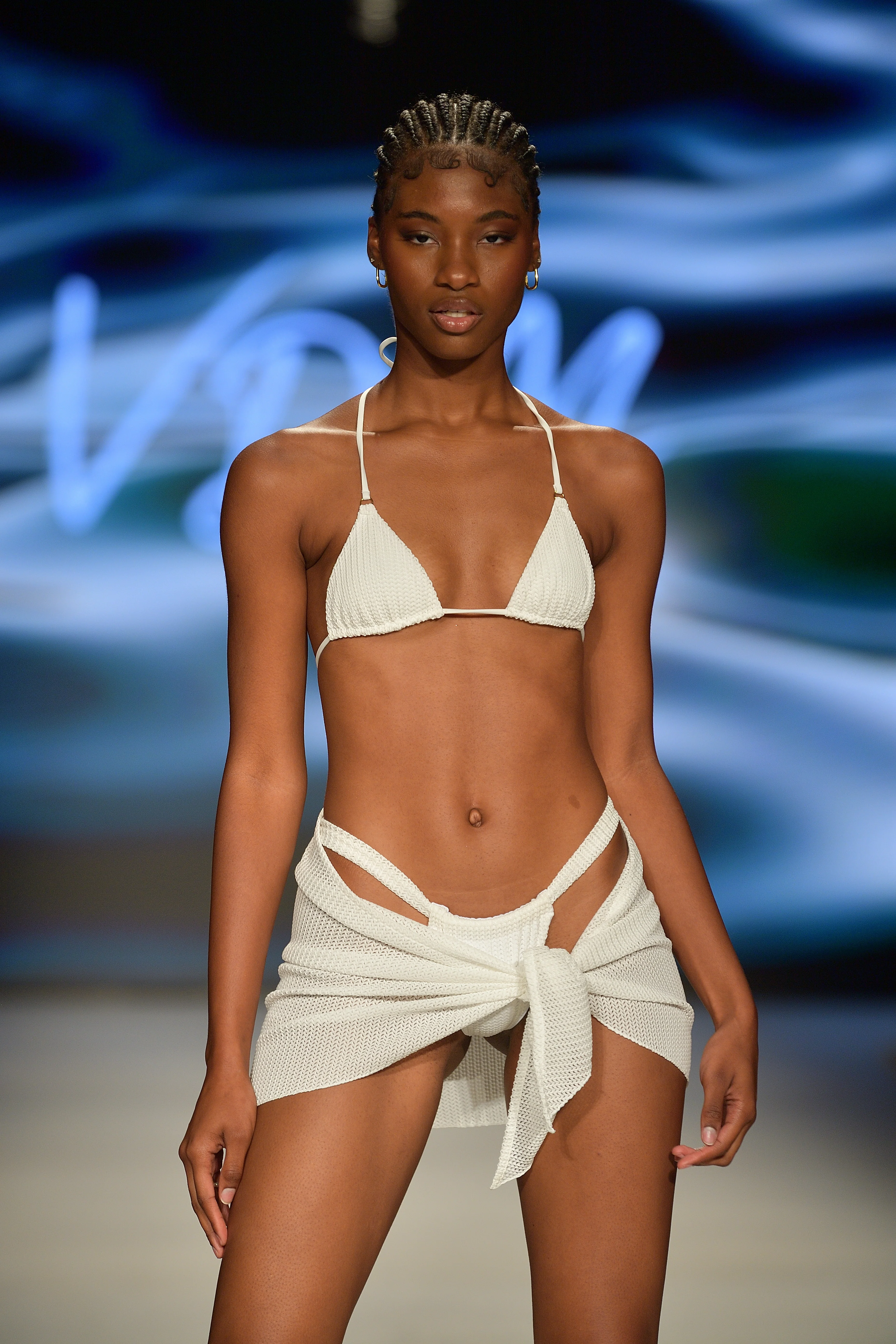VDM The Label Tula Bianco Reversible Top - Image 2